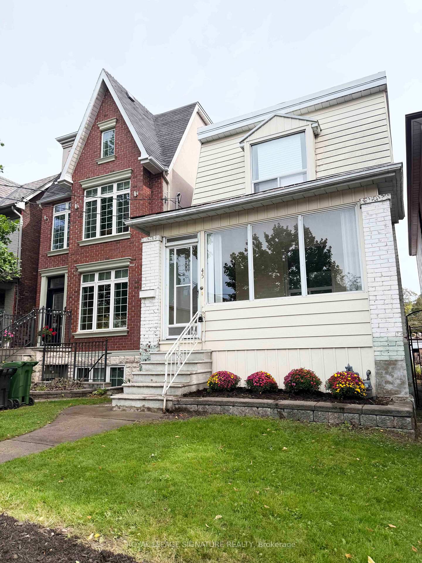 Photo 5 of 45 Eaton Avenue, Toronto, Danforth — HOMEH