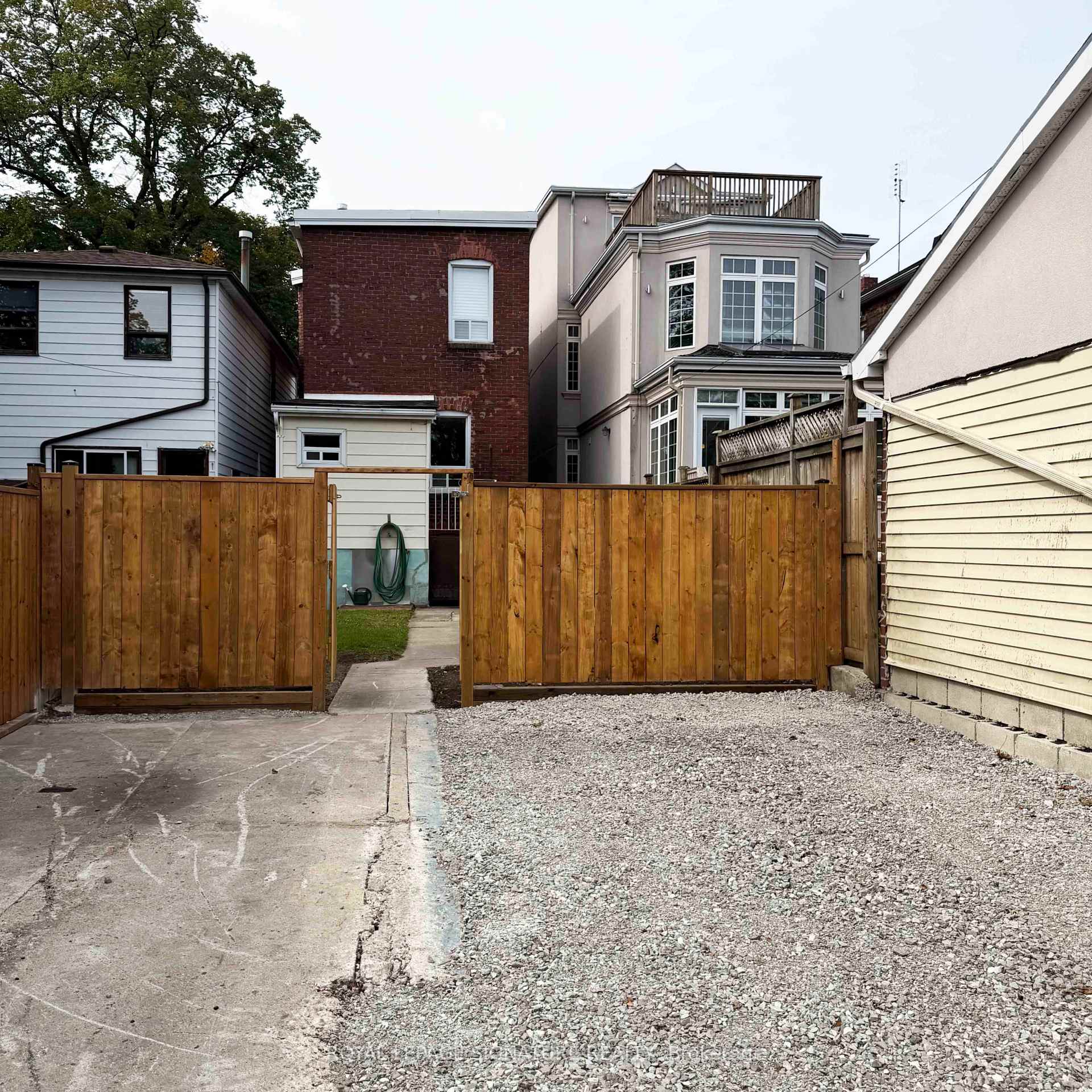 Photo 9 of 45 Eaton Avenue, Toronto, Danforth — HOMEH