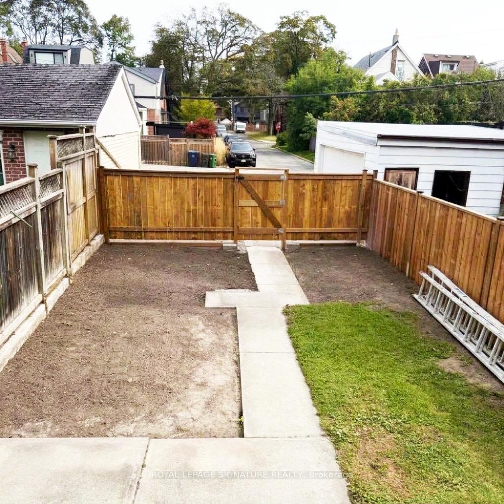 Photo 13 of 45 Eaton Avenue, Toronto, Danforth — HOMEH