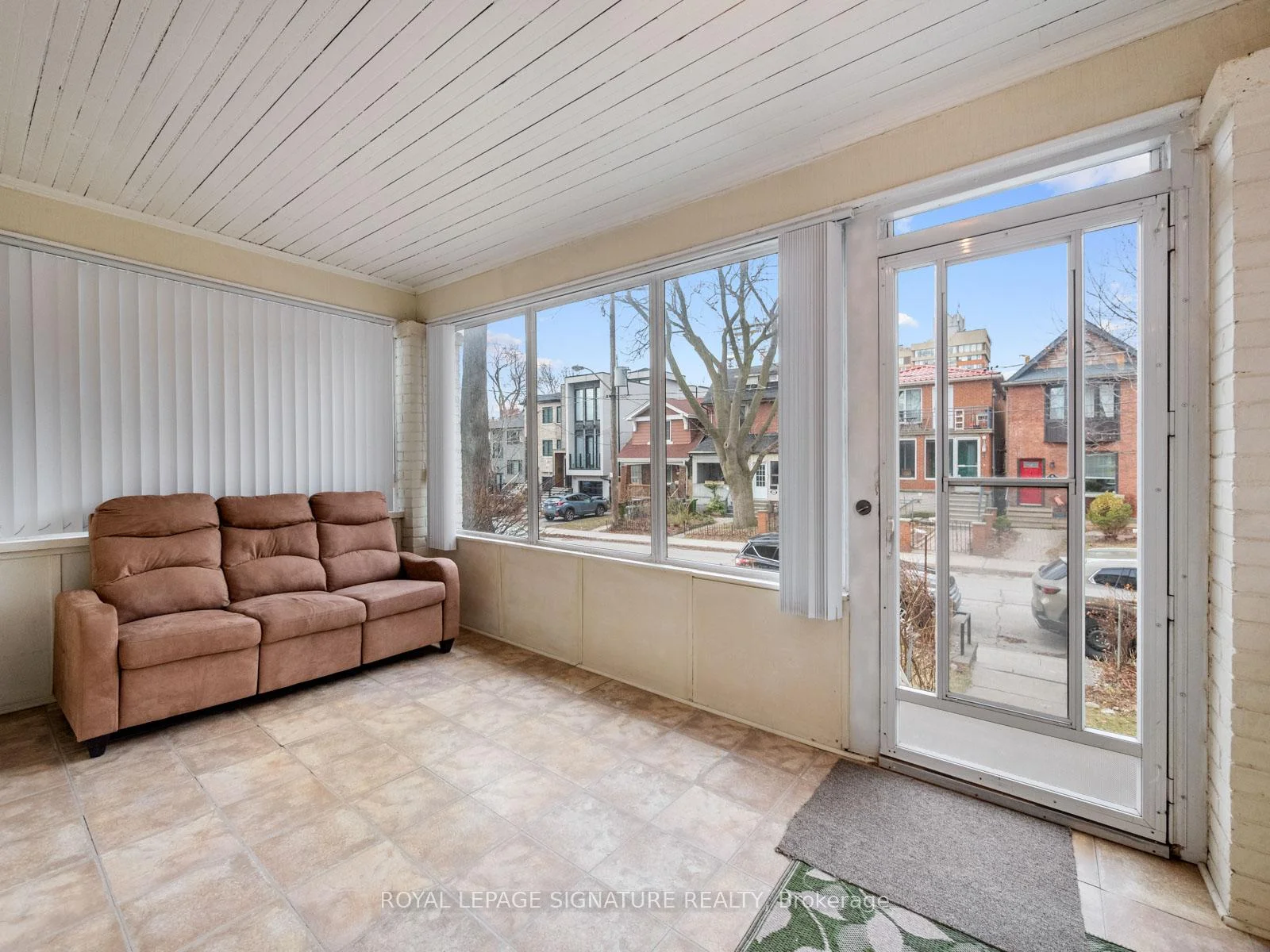 Photo 38 of 45 Eaton Avenue, Toronto, Danforth — HOMEH
