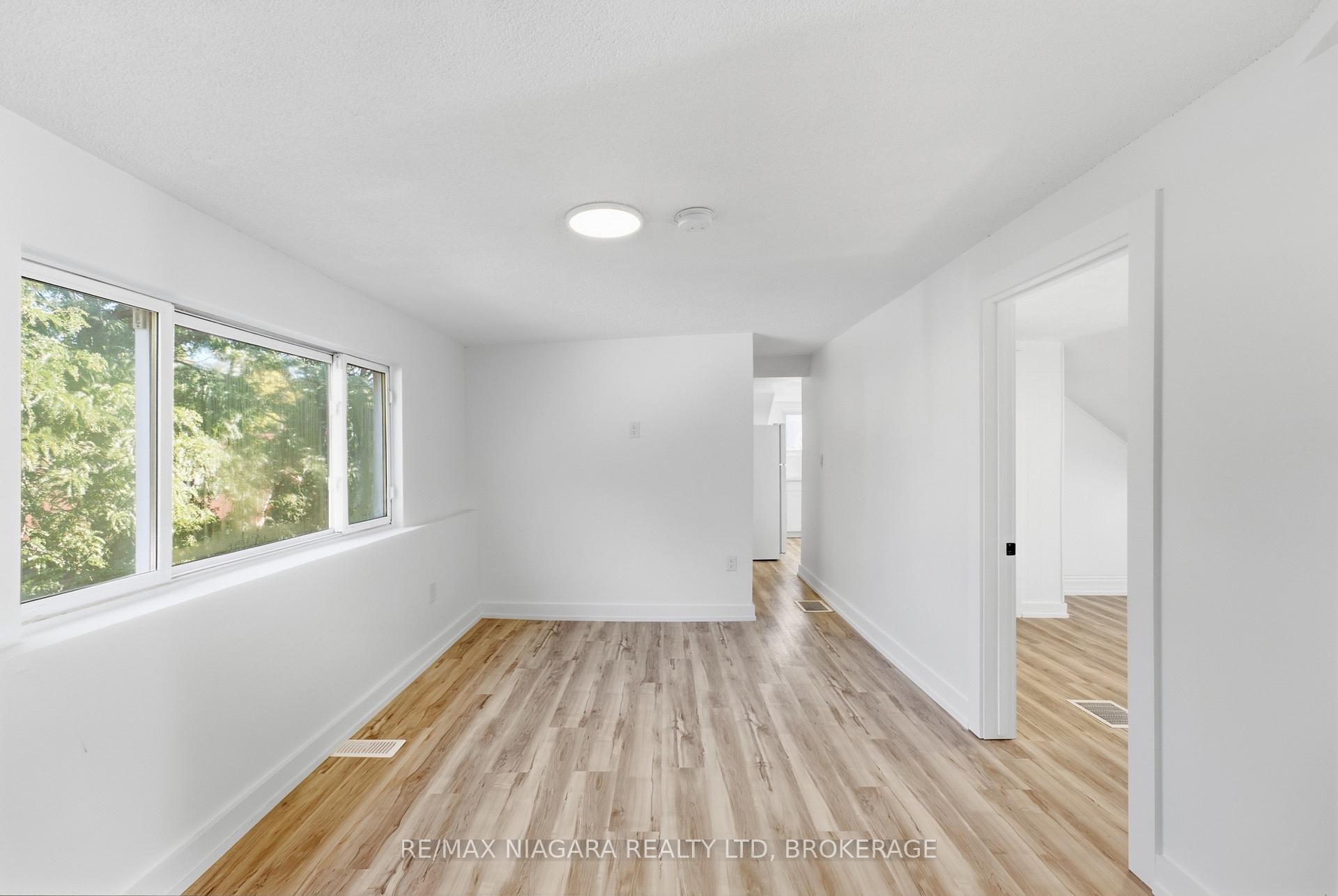Photo 3 of Unit Upper, 34 Haig Street, St. Catharines, Haig — HOMEH