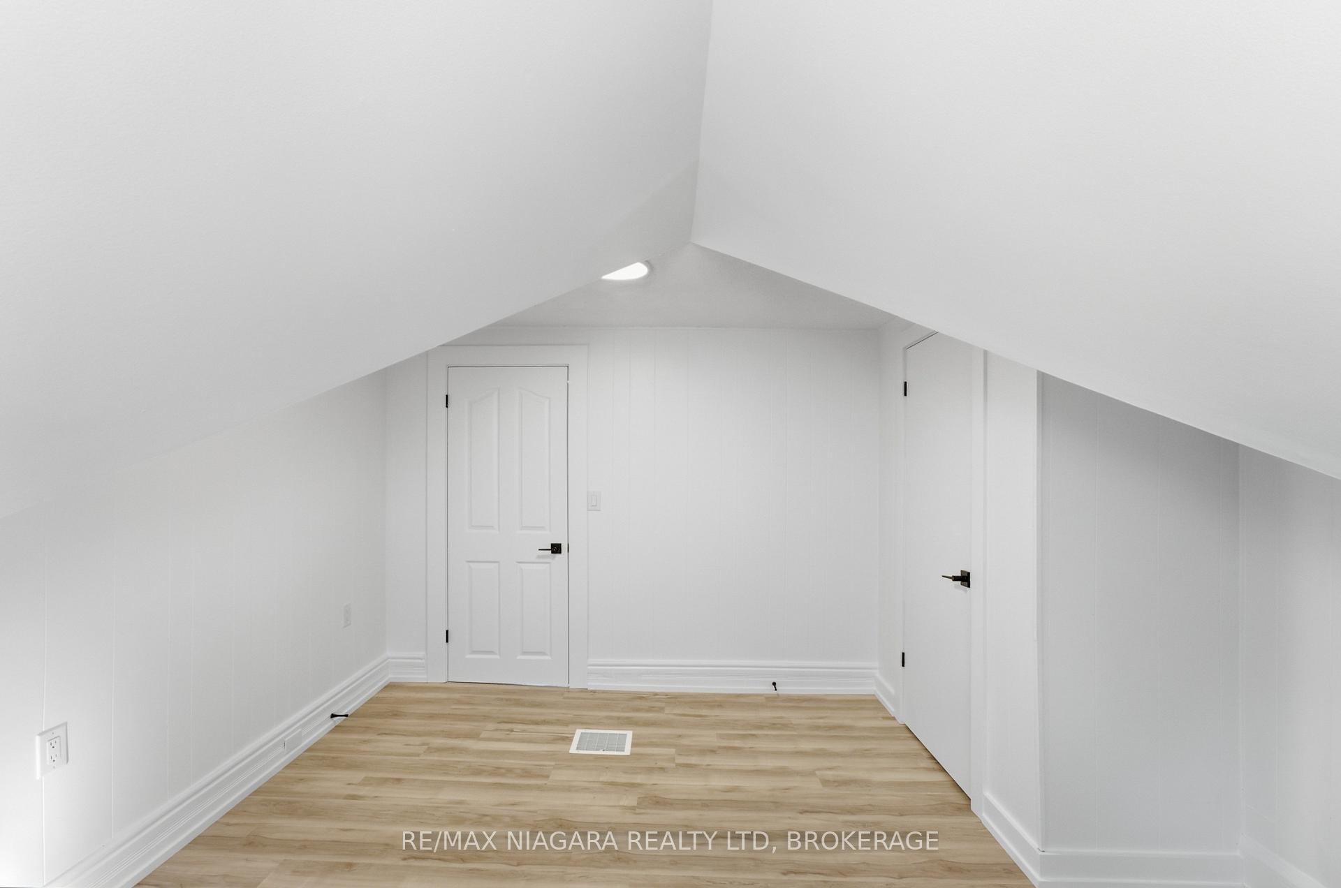 Photo 12 of Unit Upper, 34 Haig Street, St. Catharines, Haig — HOMEH