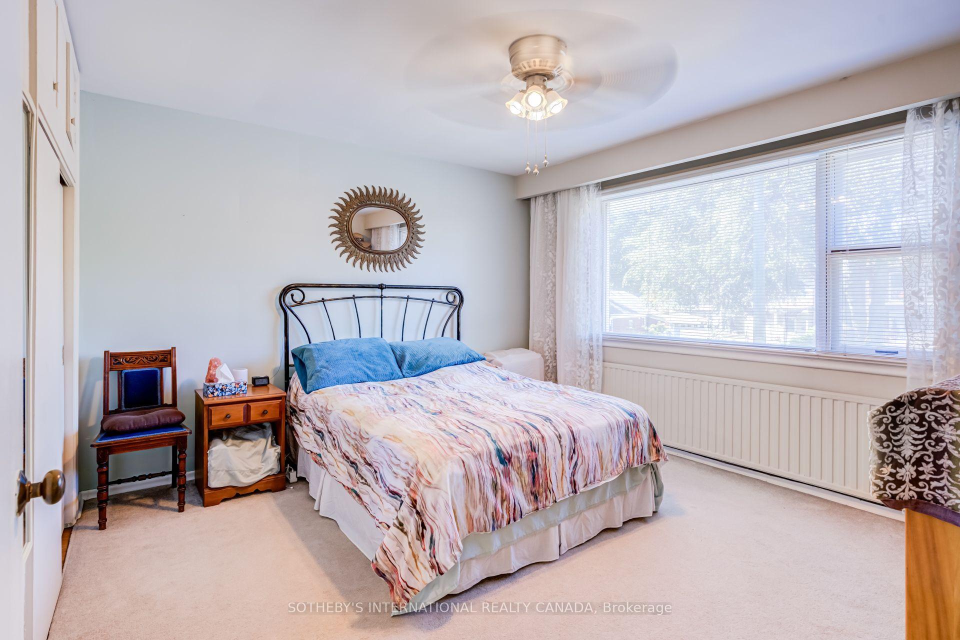 Photo 16 of 407 Lake Promenade, Etobicoke, Long Branch — HOMEH