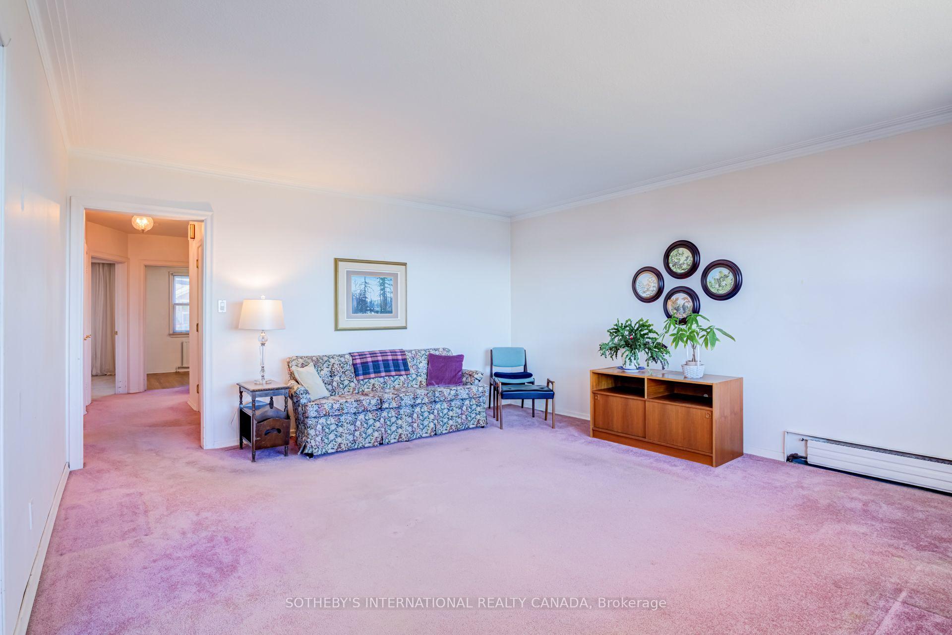 Photo 25 of 407 Lake Promenade, Etobicoke, Long Branch — HOMEH