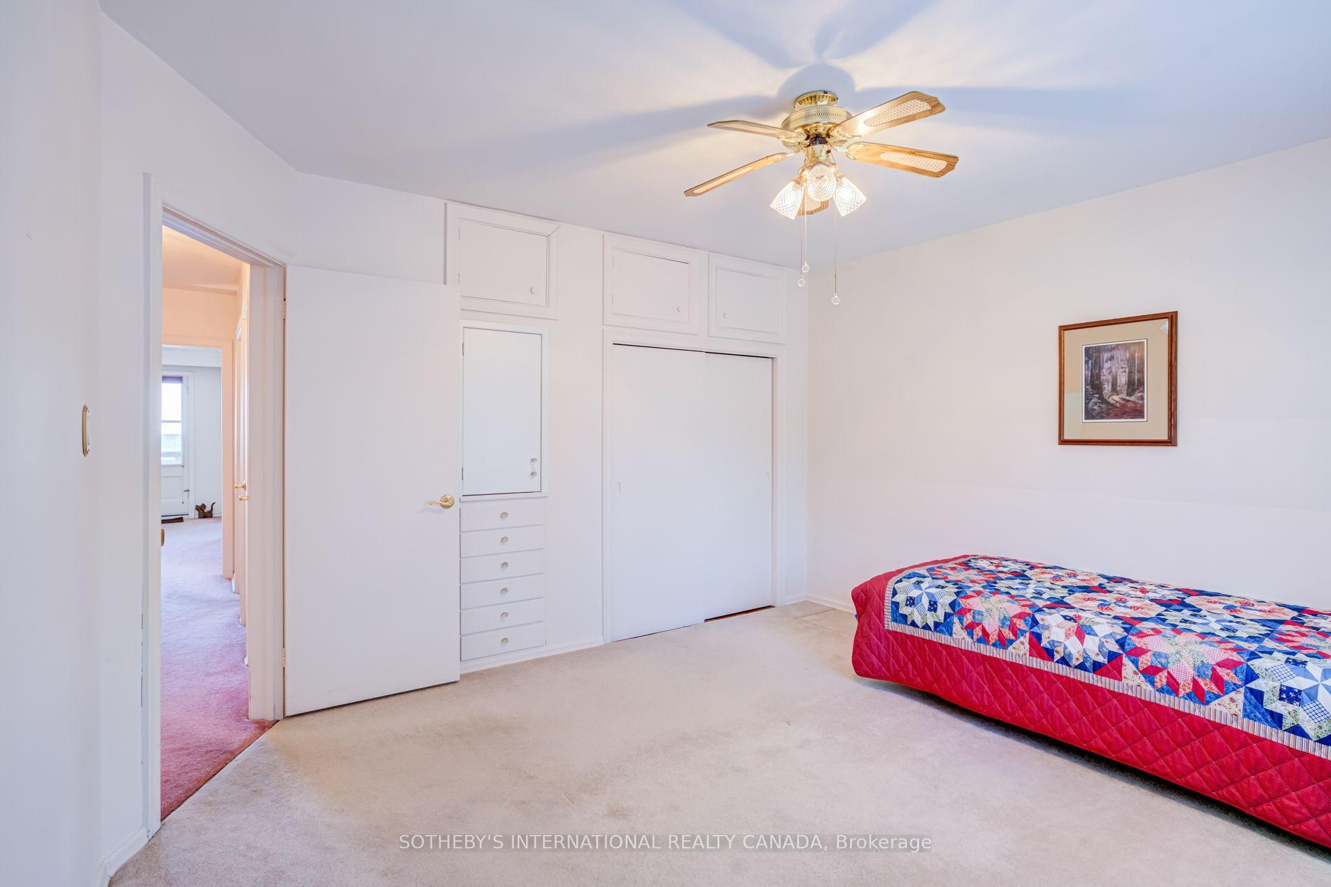 Photo 32 of 407 Lake Promenade, Etobicoke, Long Branch — HOMEH