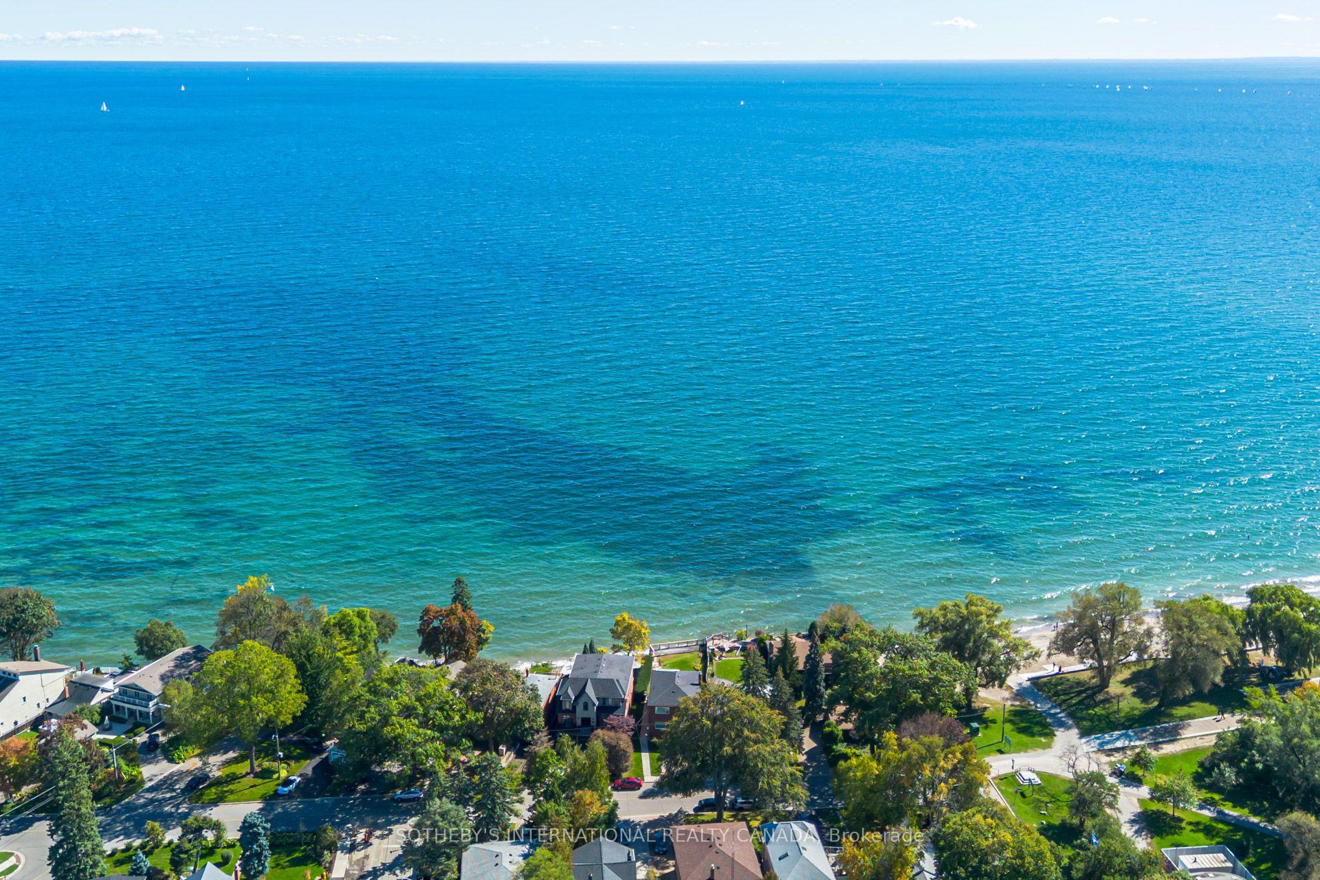 Photo 45 of 407 Lake Promenade, Etobicoke, Long Branch — HOMEH