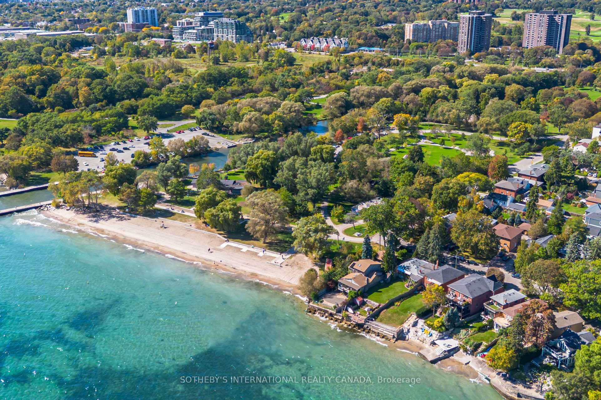 Photo 48 of 407 Lake Promenade, Etobicoke, Long Branch — HOMEH