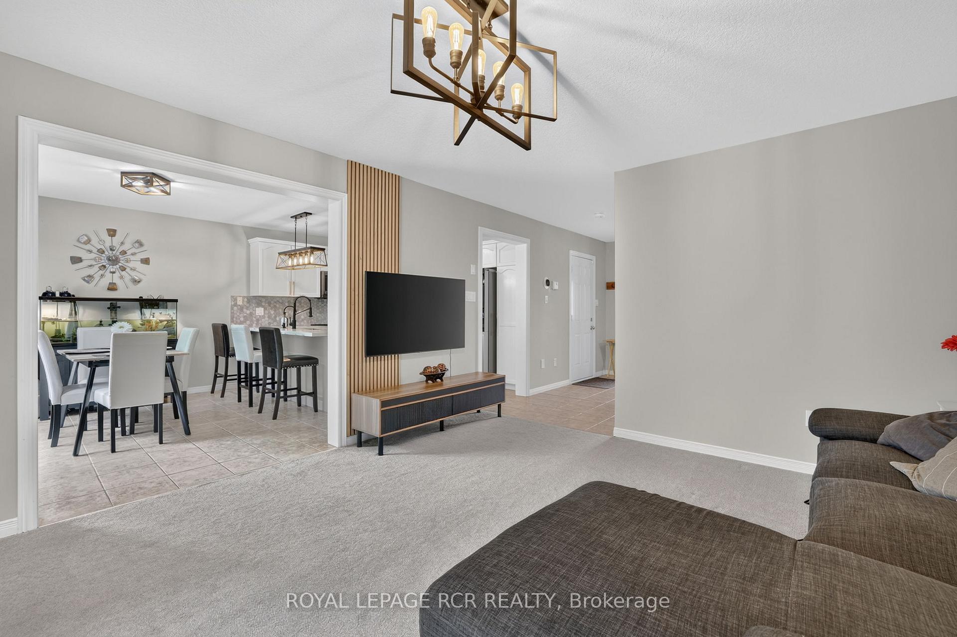 Photo 10 of 224 Muriel Street, Shelburne — HOMEH