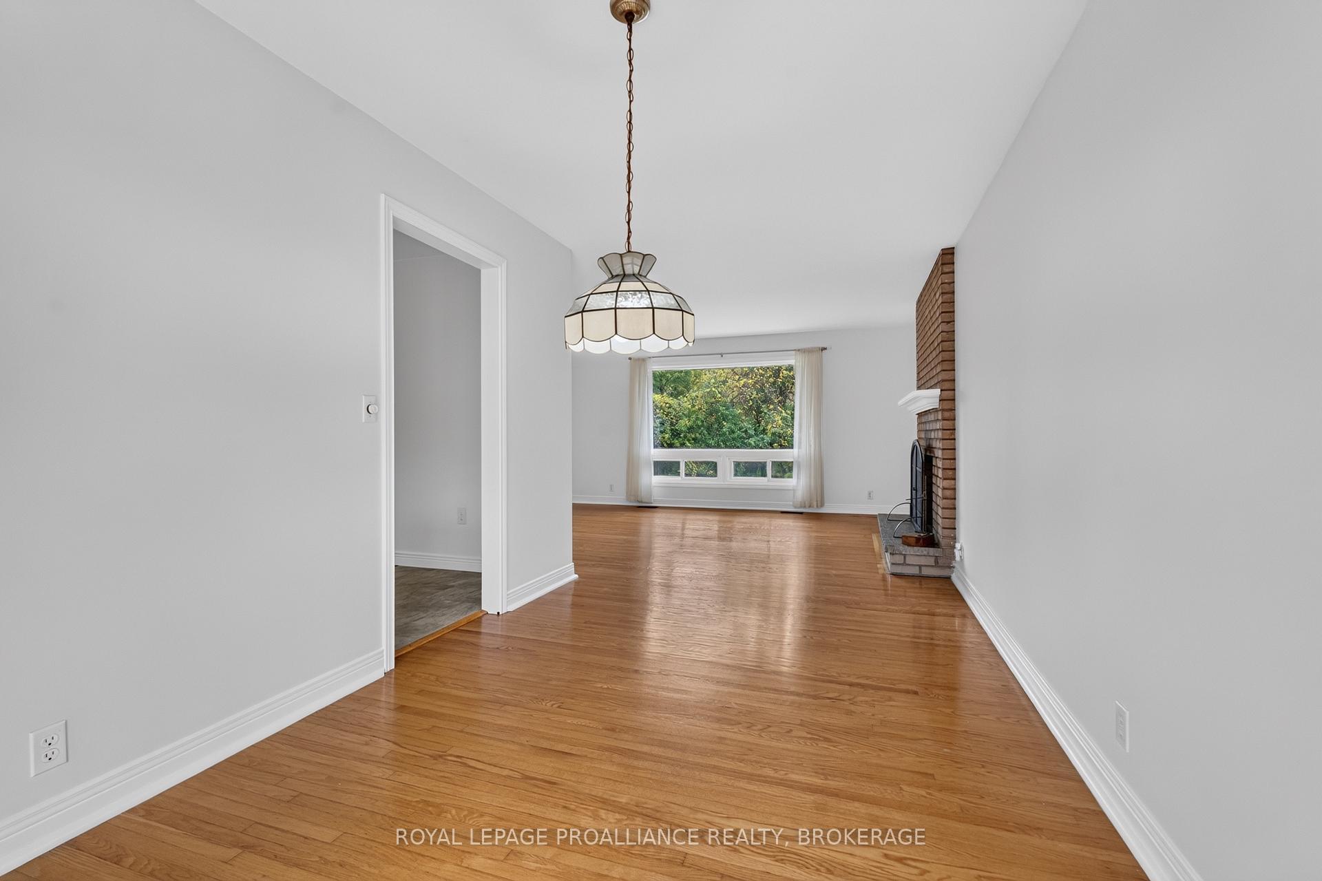 Photo 8 of 935 McKnight Road, Kingston, Kingston East (Incl CFB Kingston) — HOMEH