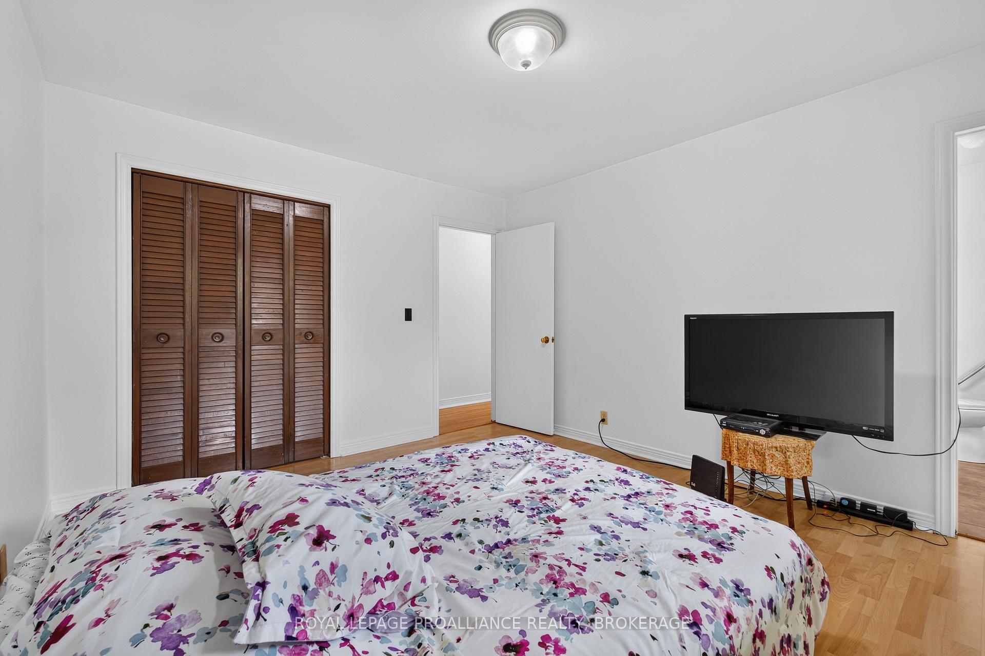 Photo 12 of 935 McKnight Road, Kingston, Kingston East (Incl CFB Kingston) — HOMEH