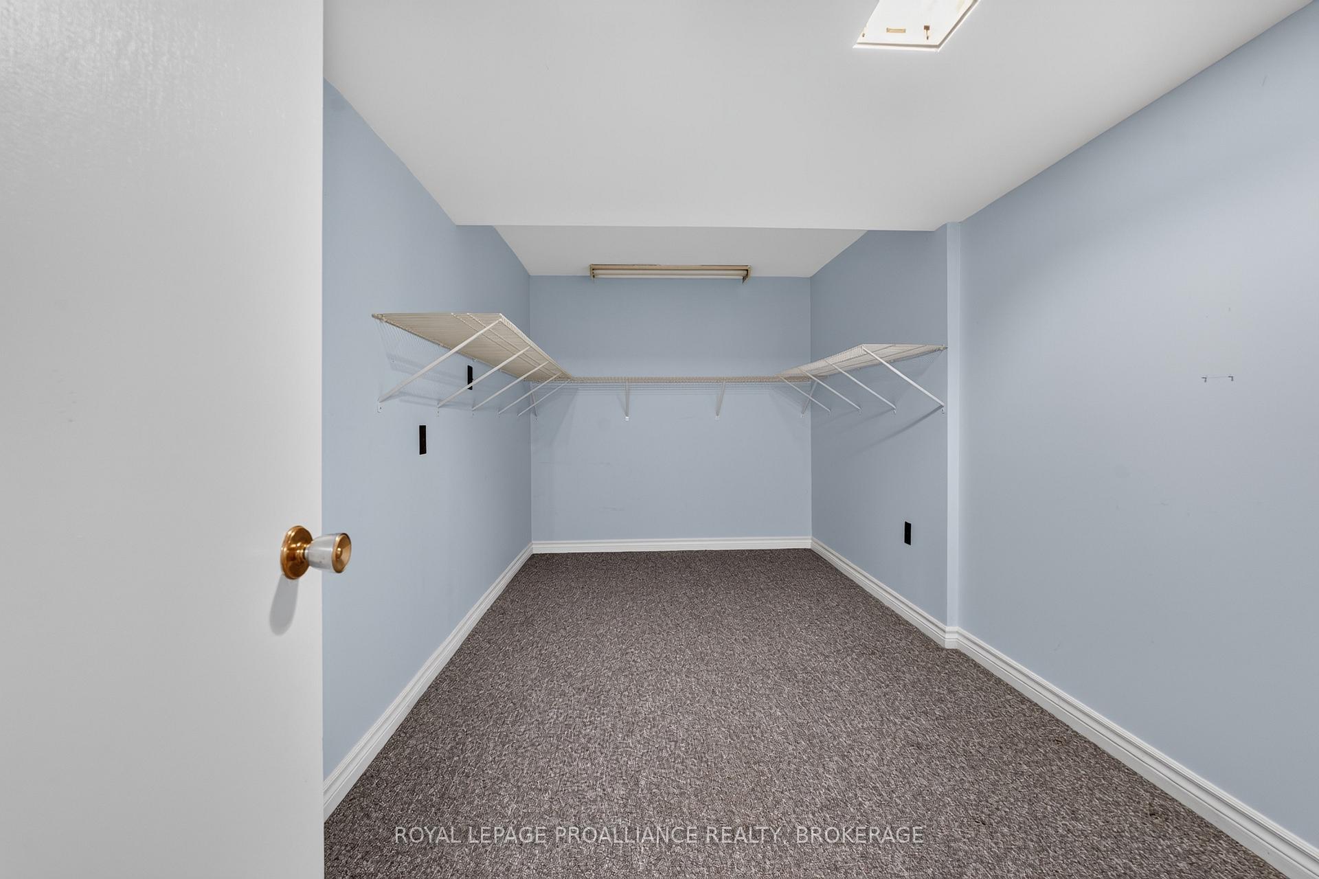 Photo 23 of 935 McKnight Road, Kingston, Kingston East (Incl CFB Kingston) — HOMEH