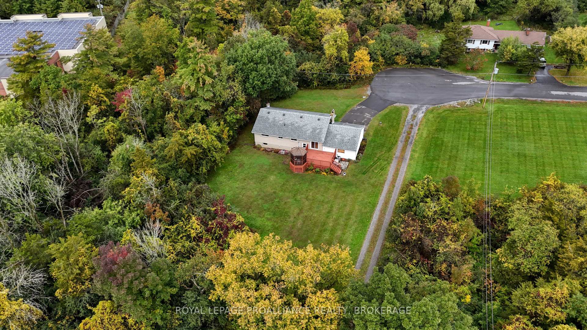 Photo 35 of 935 McKnight Road, Kingston, Kingston East (Incl CFB Kingston) — HOMEH