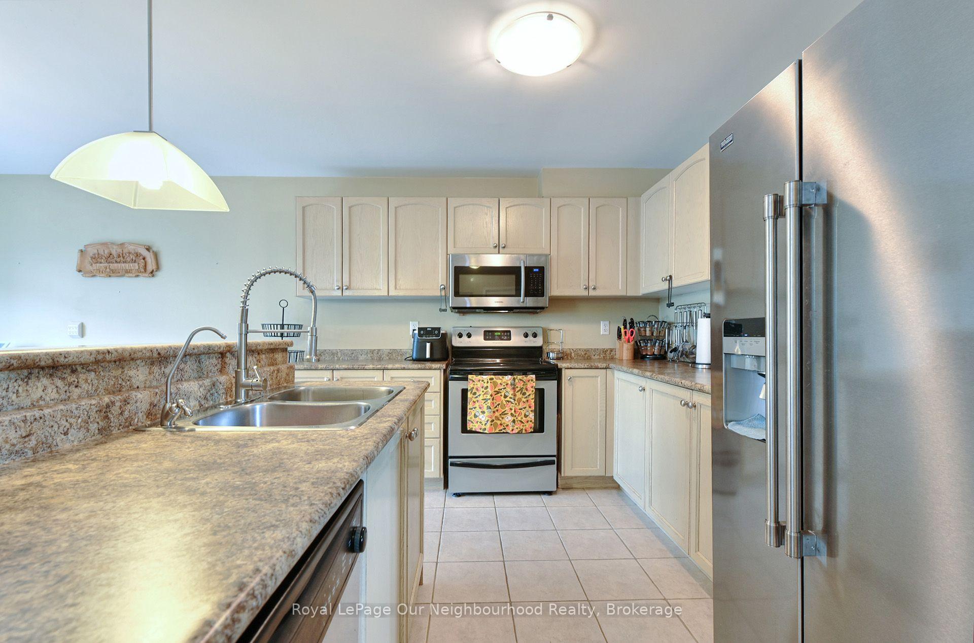 Photo 6 of 586 Oldman Road, Oshawa, Eastdale — HOMEH