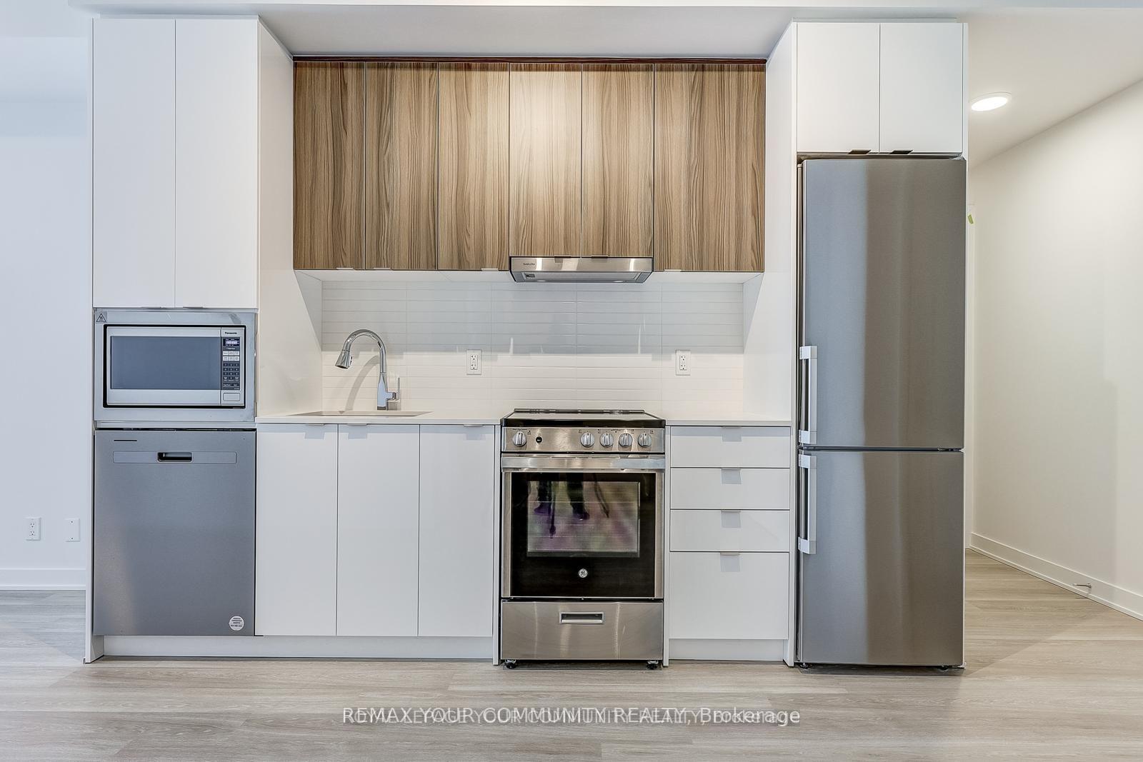 Photo 5 of Unit 3006, 30 Upper Mall Way, Vaughan, Brownridge — HOMEH