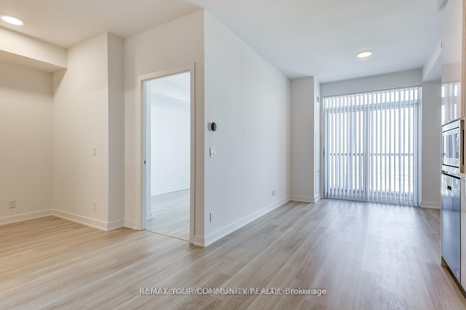 Photo 6 of Unit 3006, 30 Upper Mall Way, Vaughan, Brownridge — HOMEH