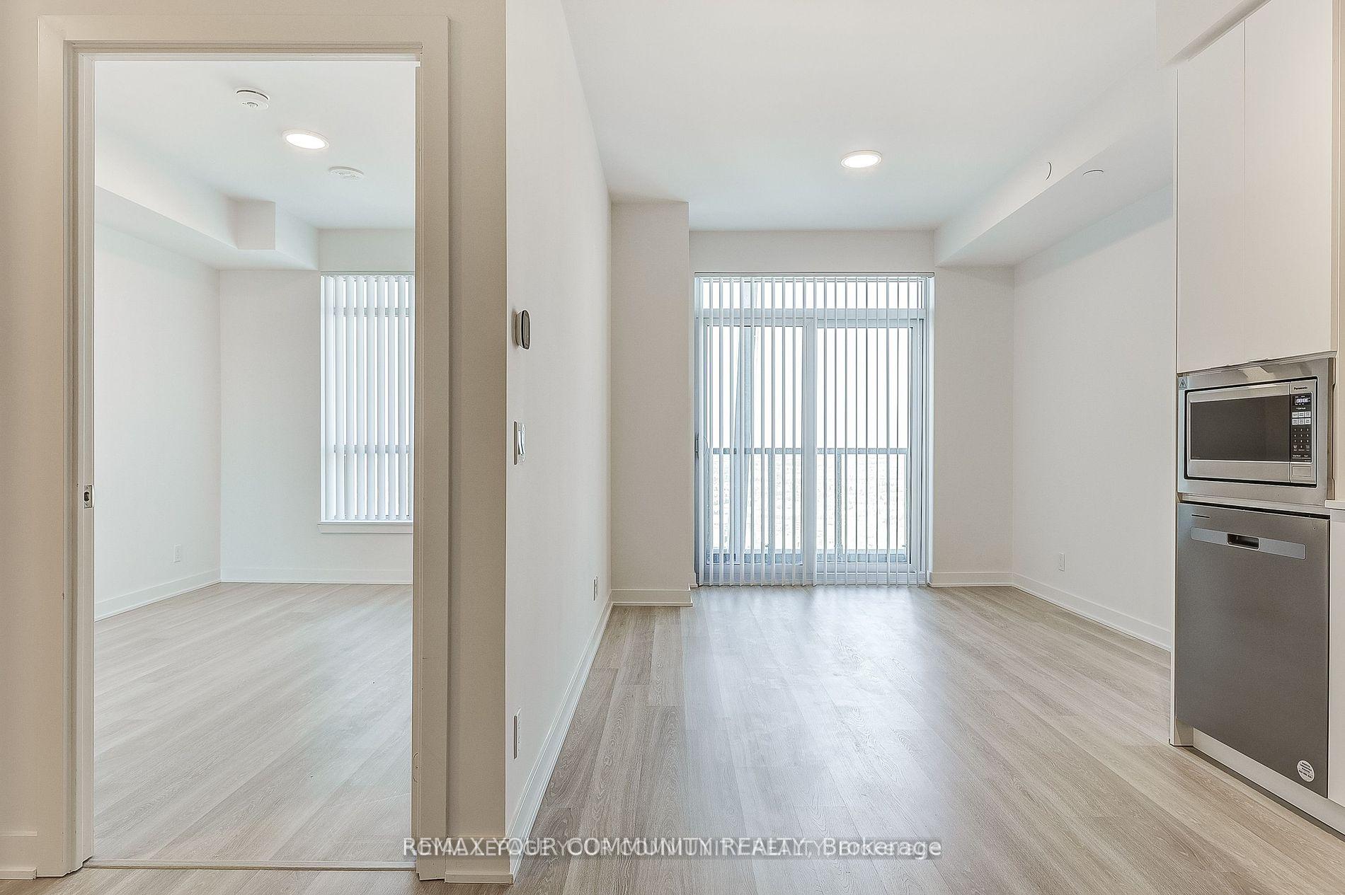 Photo 8 of Unit 3006, 30 Upper Mall Way, Vaughan, Brownridge — HOMEH