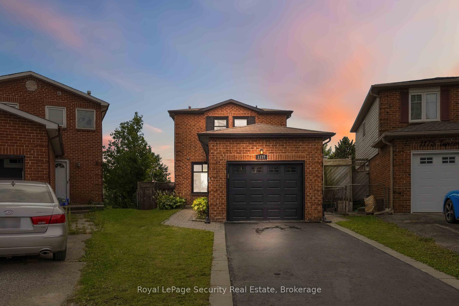 Photo 4 of 1177 Tanzer Court, Pickering, Bay Ridges — HOMEH