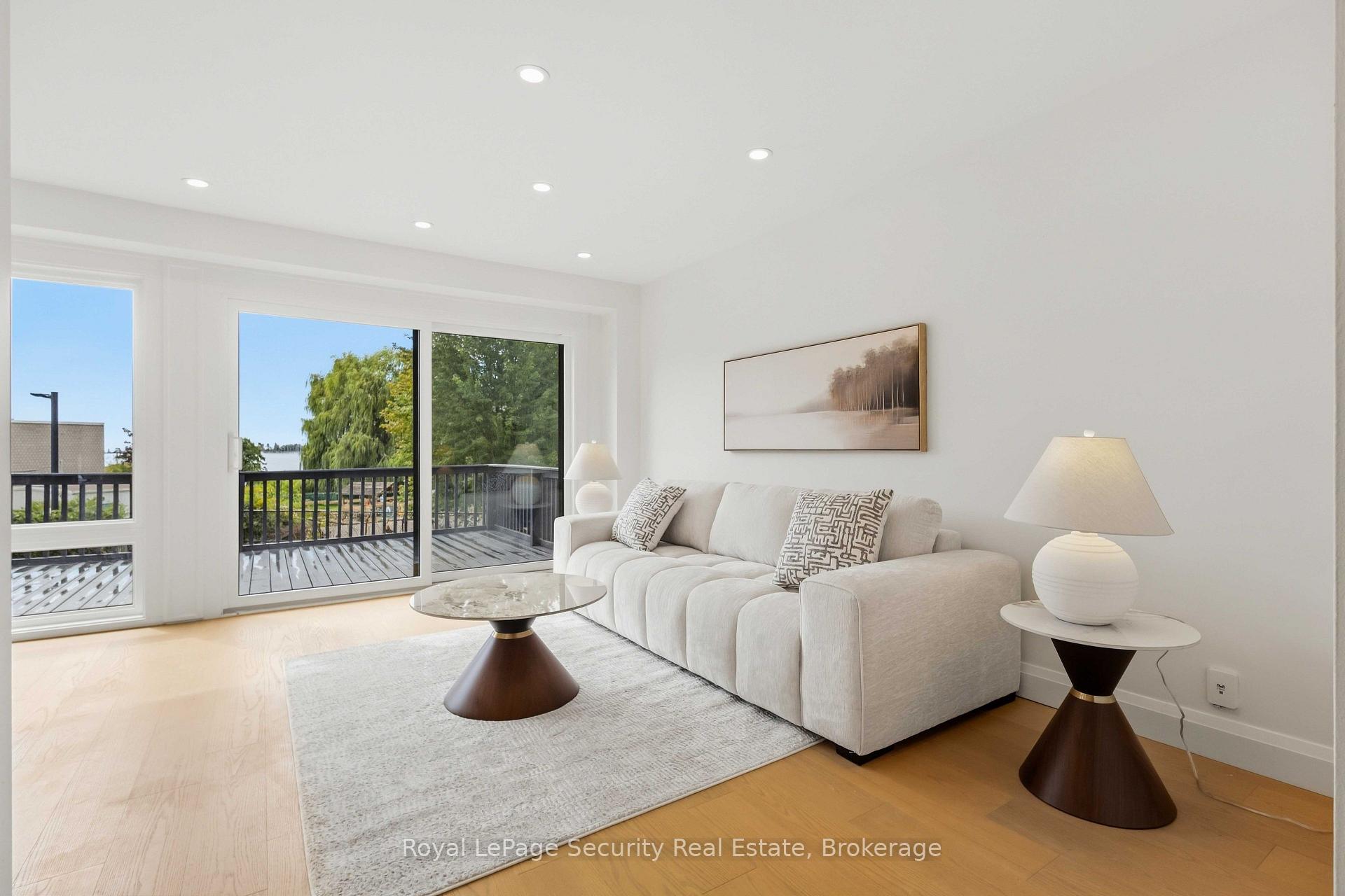 Photo 6 of 1177 Tanzer Court, Pickering, Bay Ridges — HOMEH