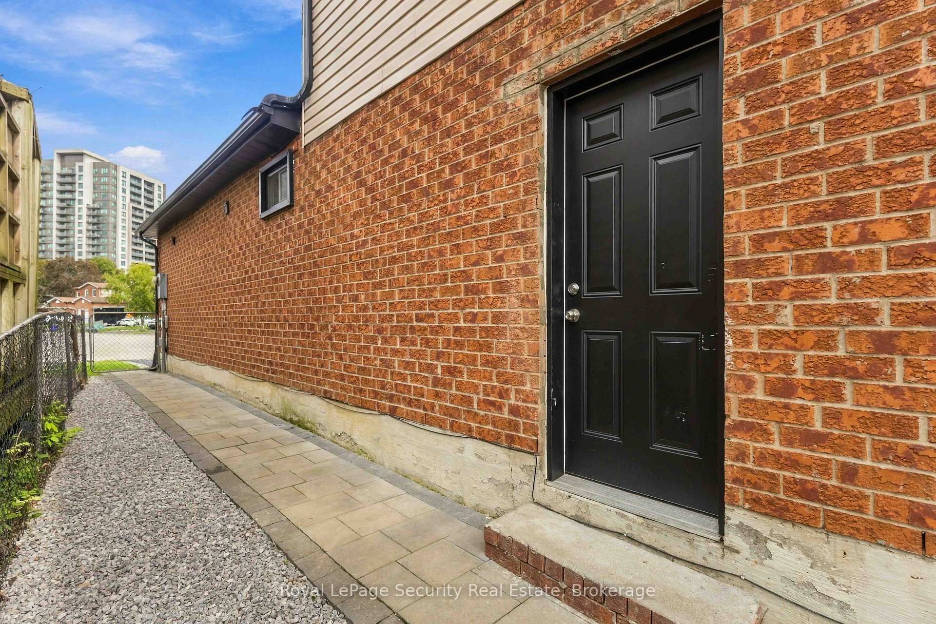 Photo 35 of 1177 Tanzer Court, Pickering, Bay Ridges — HOMEH