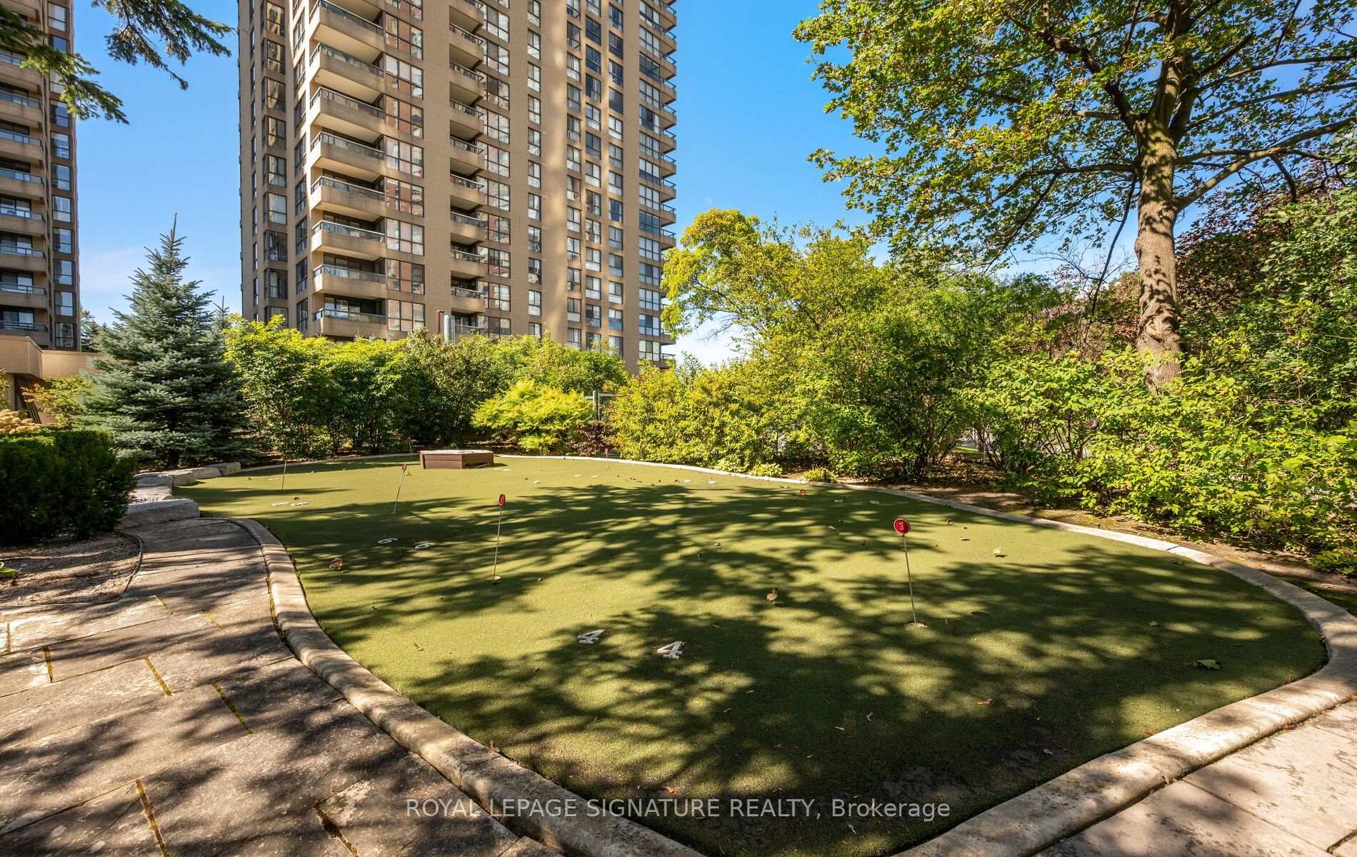 Photo 48 of Unit 1704, 1 Concorde Place, North York, Banbury-Don Mills — HOMEH