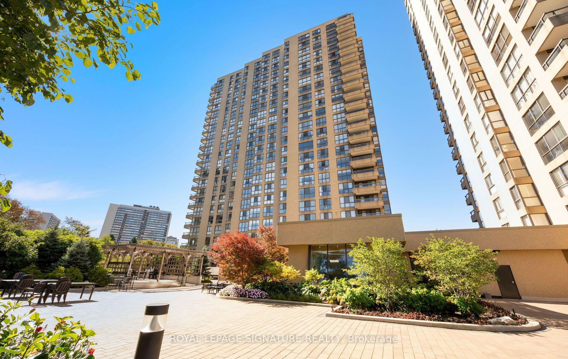 Photo 49 of Unit 1704, 1 Concorde Place, North York, Banbury-Don Mills — HOMEH