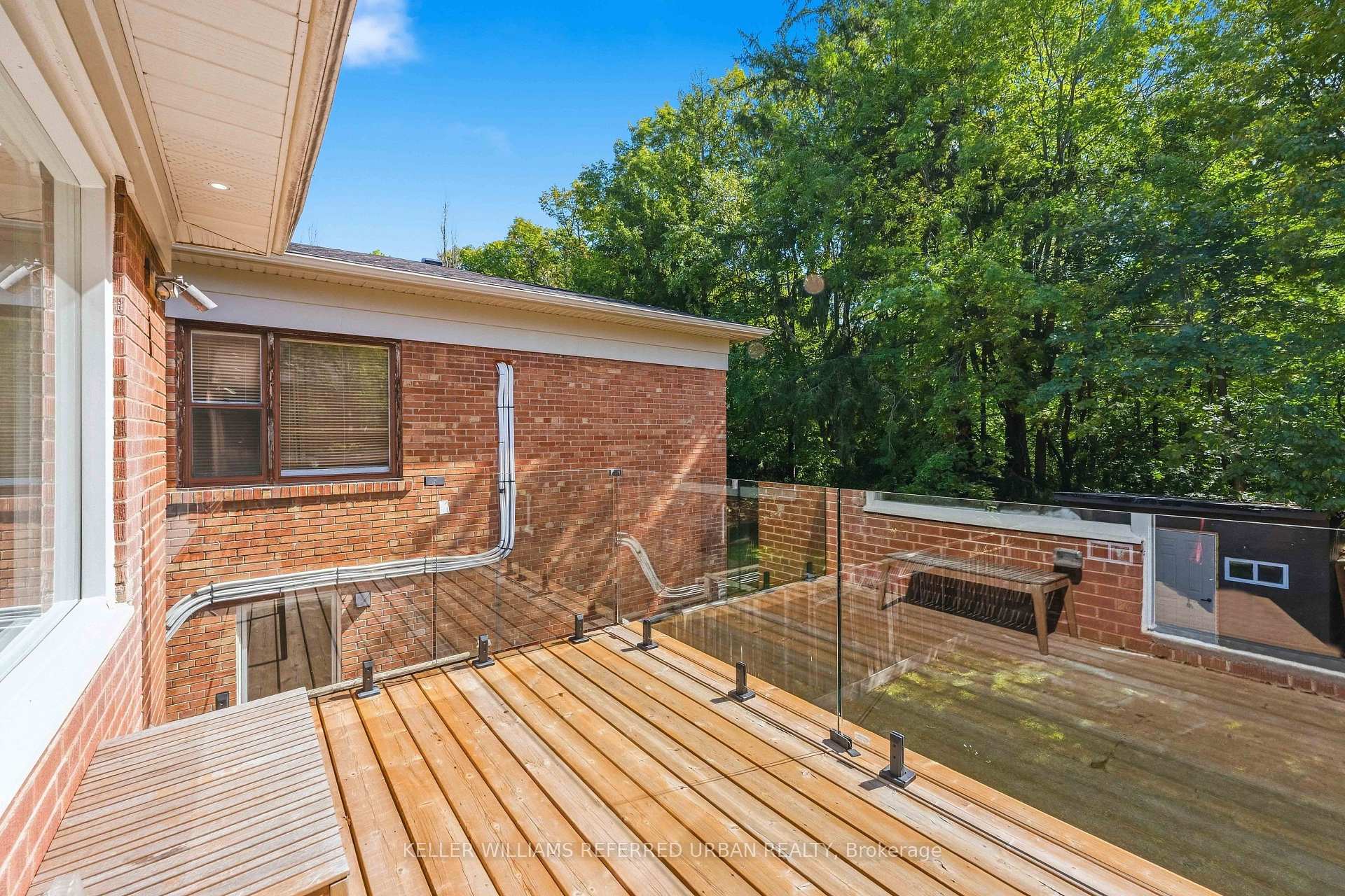 Photo 26 of 27 Christine Crescent, North York, Willowdale West — HOMEH
