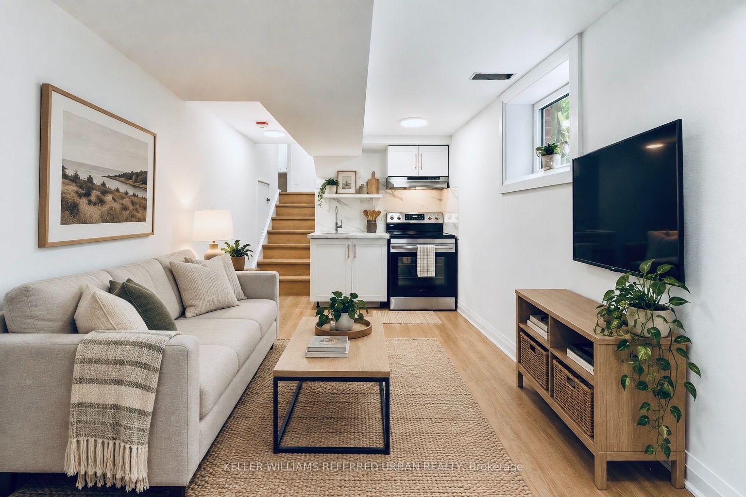 Photo 34 of 27 Christine Crescent, North York, Willowdale West — HOMEH