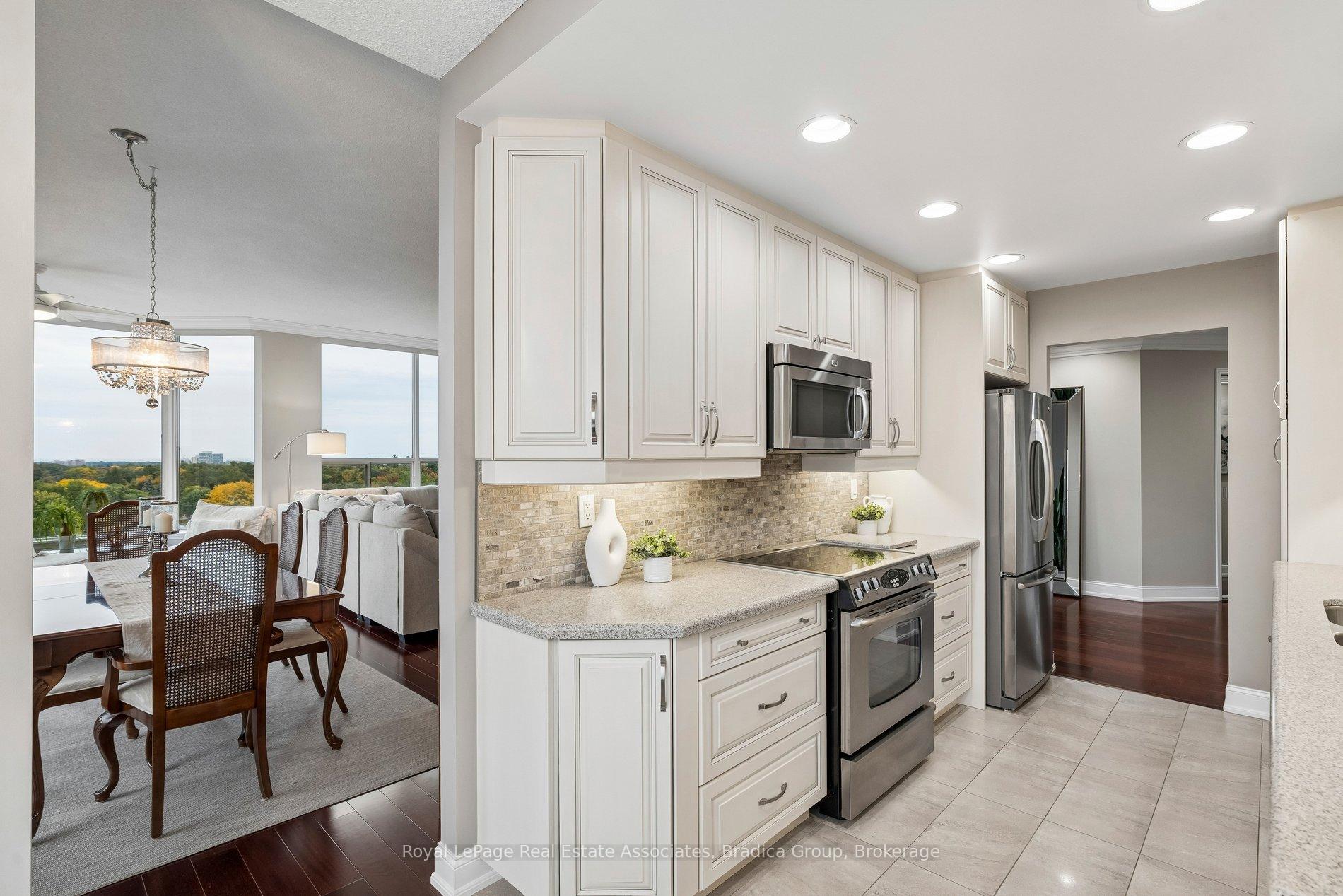 Photo 20 of Unit Ph2, 1905 Pilgrims Way, Oakville, Glen Abbey — HOMEH