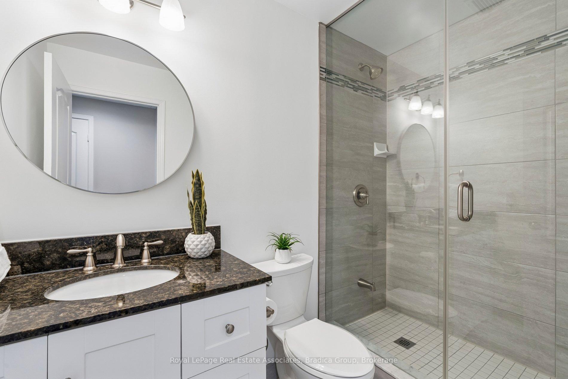 Photo 23 of Unit Ph2, 1905 Pilgrims Way, Oakville, Glen Abbey — HOMEH