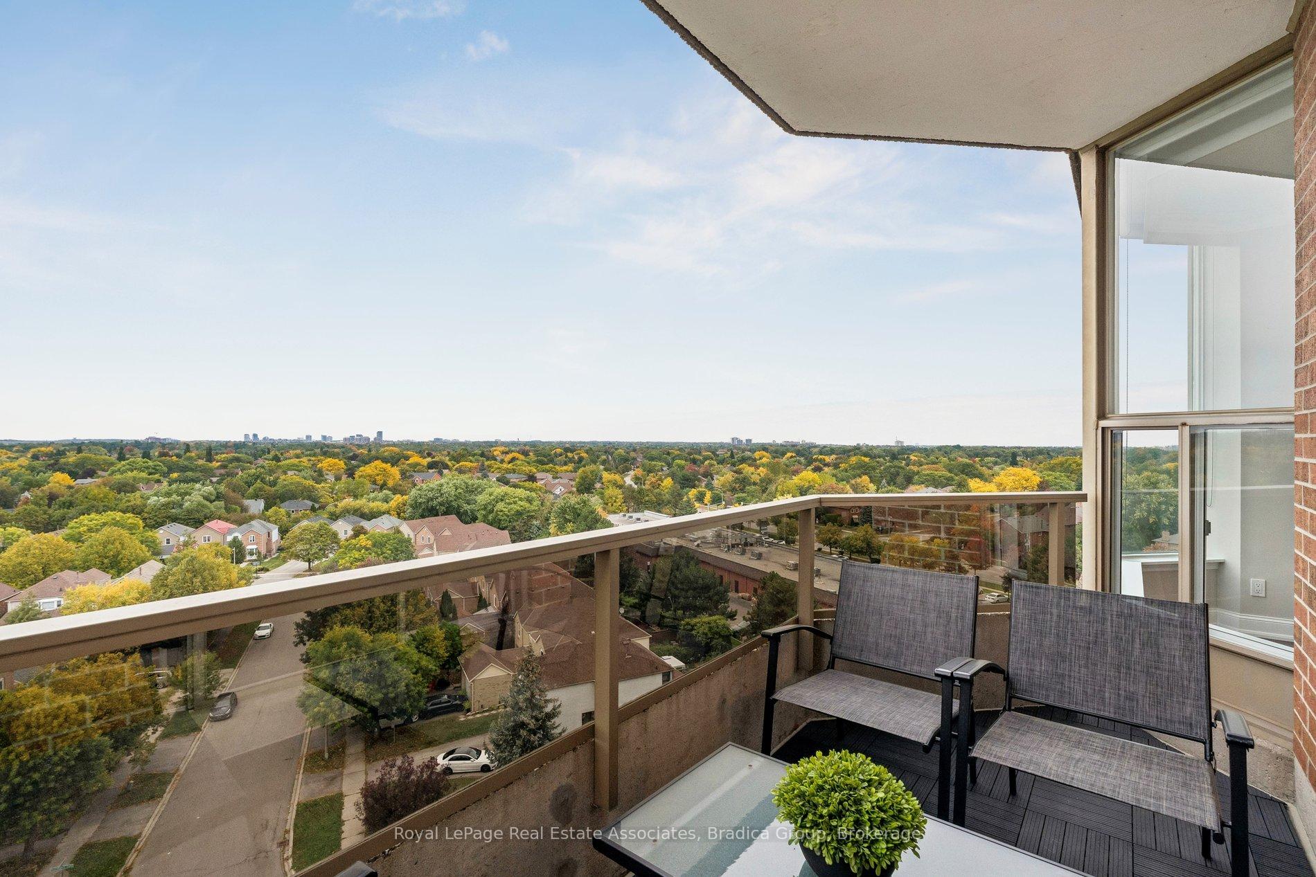 Photo 32 of Unit Ph2, 1905 Pilgrims Way, Oakville, Glen Abbey — HOMEH