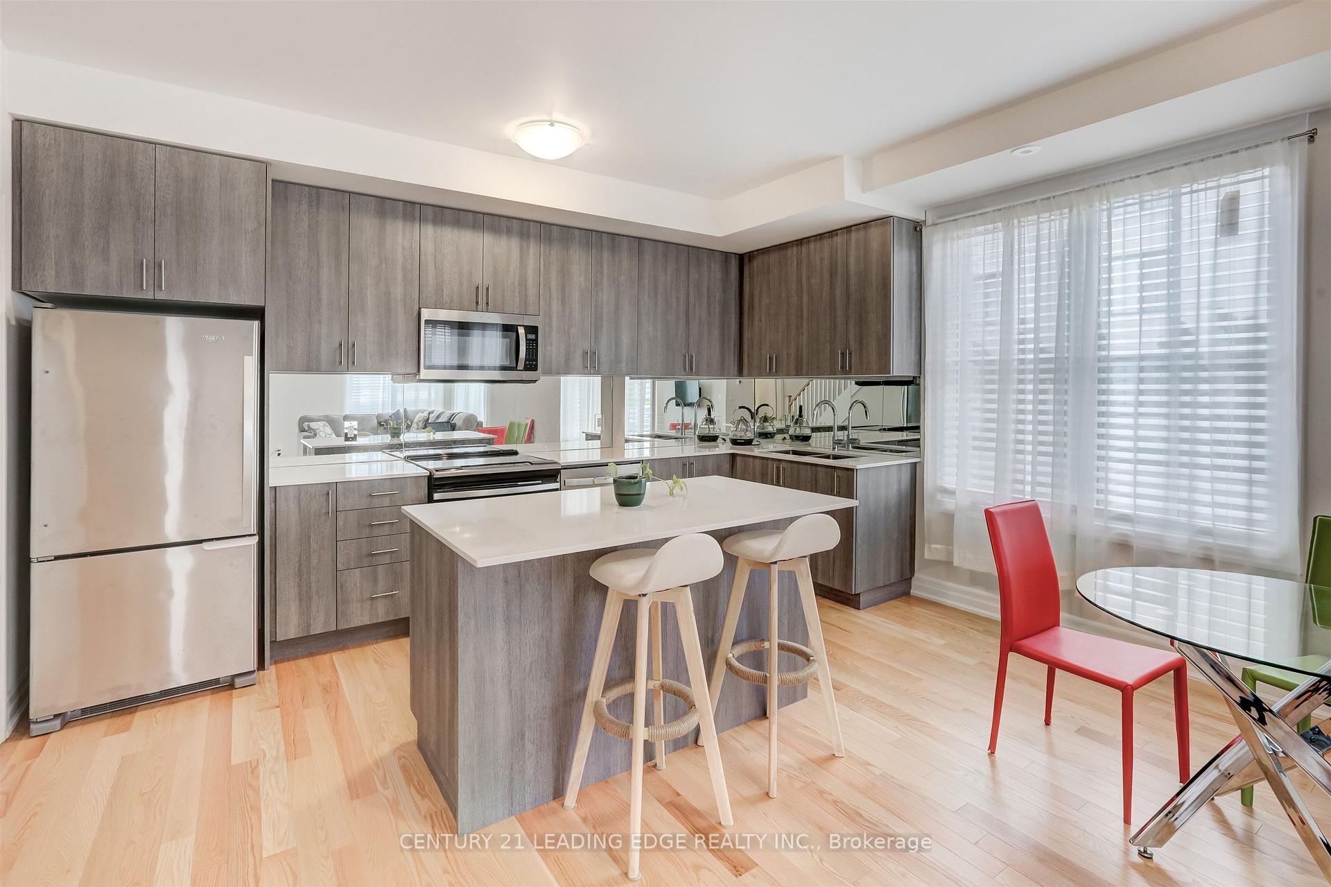 Photo 5 of Unit 106, 1180 Cawthra Road, Mississauga, Mineola — HOMEH