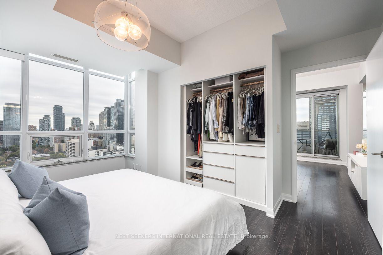 Photo 5 of Unit 2210, 500 Sherbourne Street, Toronto, North St. James Town — HOMEH