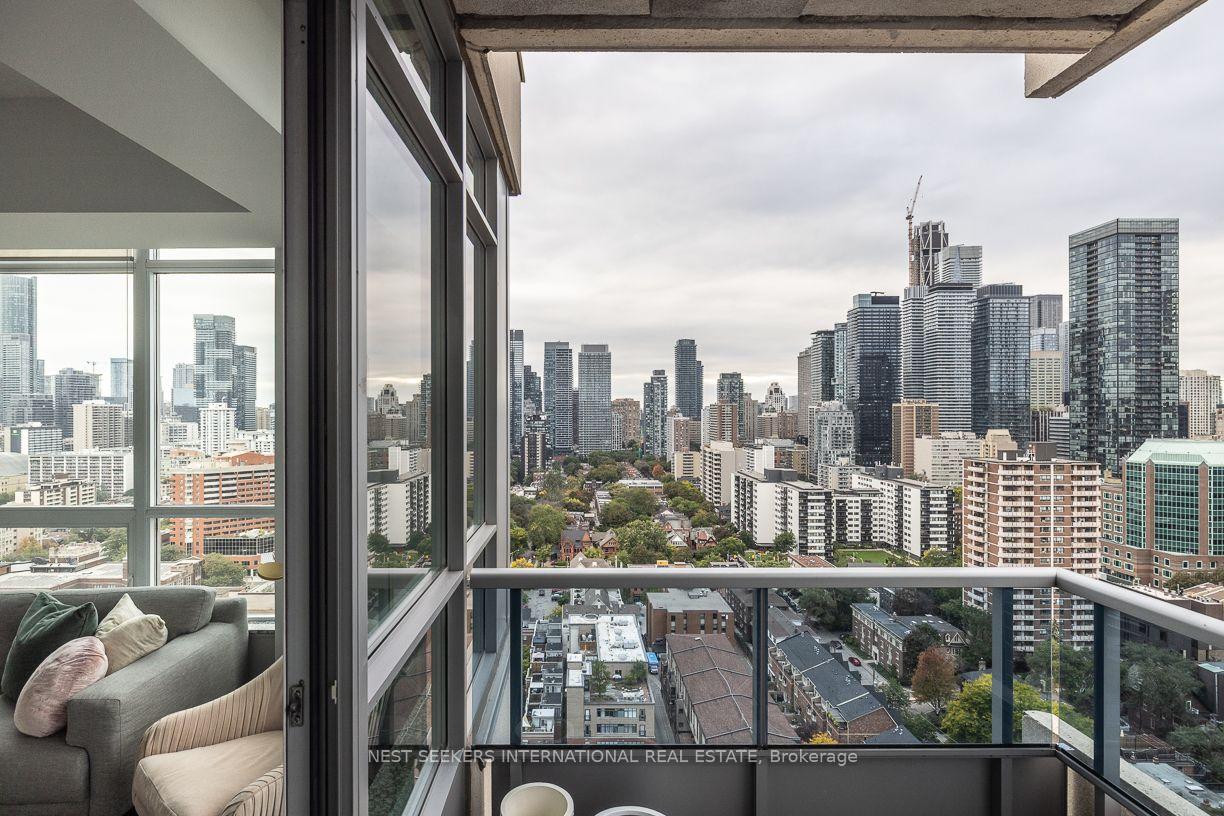 Photo 7 of Unit 2210, 500 Sherbourne Street, Toronto, North St. James Town — HOMEH