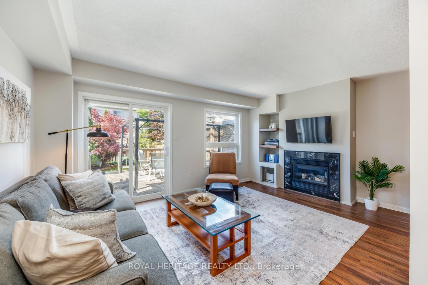 Photo 3 of 41 Toscana Drive, Whitby, Taunton North — HOMEH
