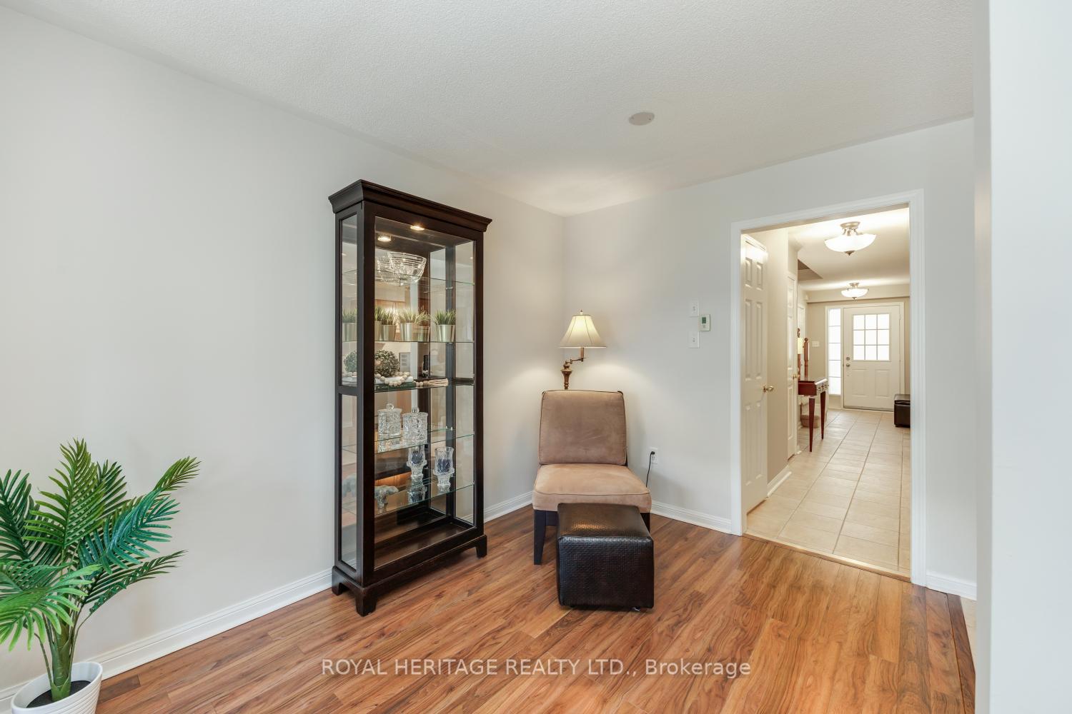 Photo 11 of 41 Toscana Drive, Whitby, Taunton North — HOMEH