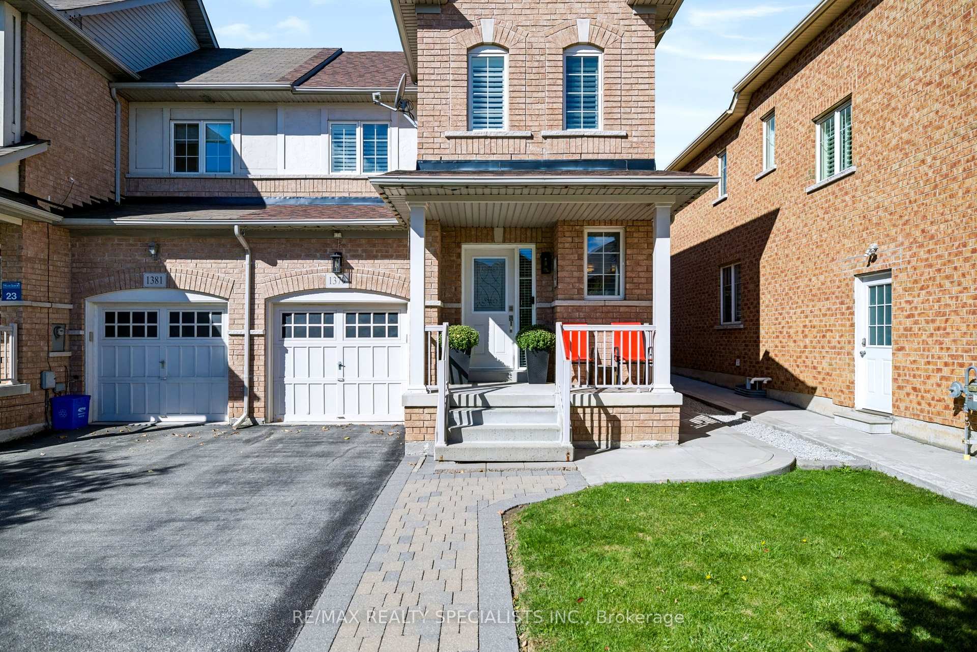 Photo 2 of 1379 Brandon Terrace, Milton, Dempsey — HOMEH