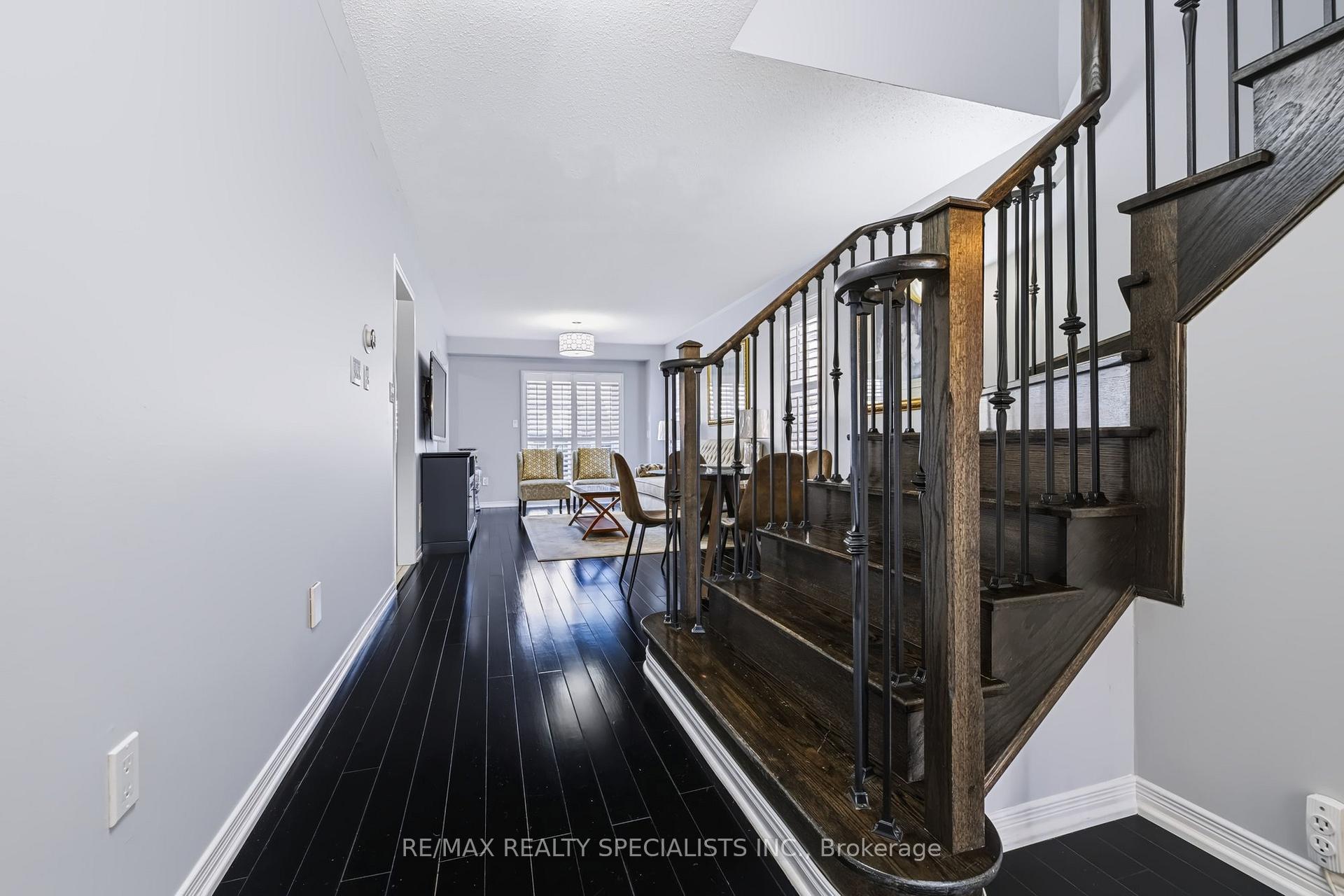 Photo 6 of 1379 Brandon Terrace, Milton, Dempsey — HOMEH