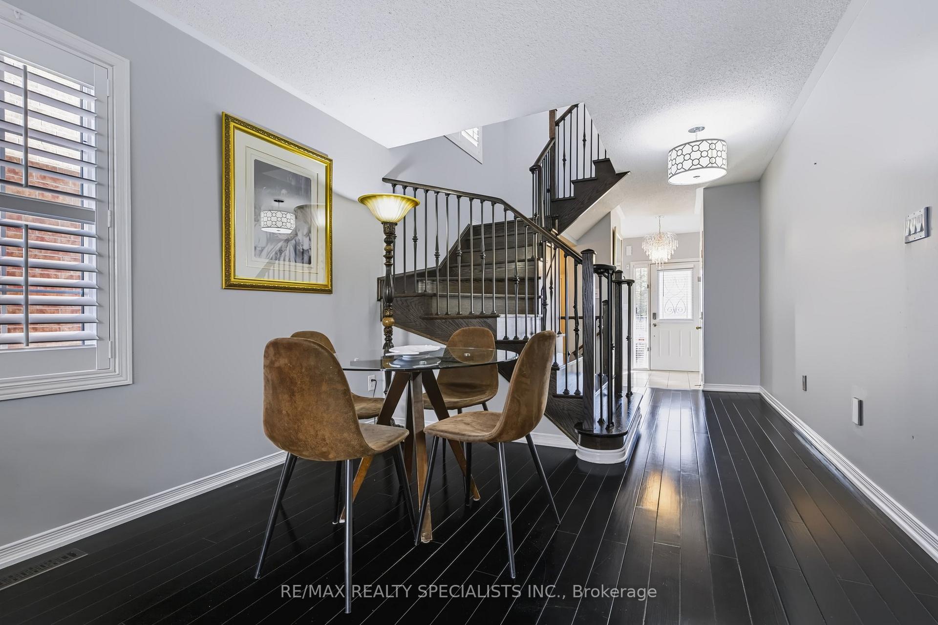 Photo 8 of 1379 Brandon Terrace, Milton, Dempsey — HOMEH