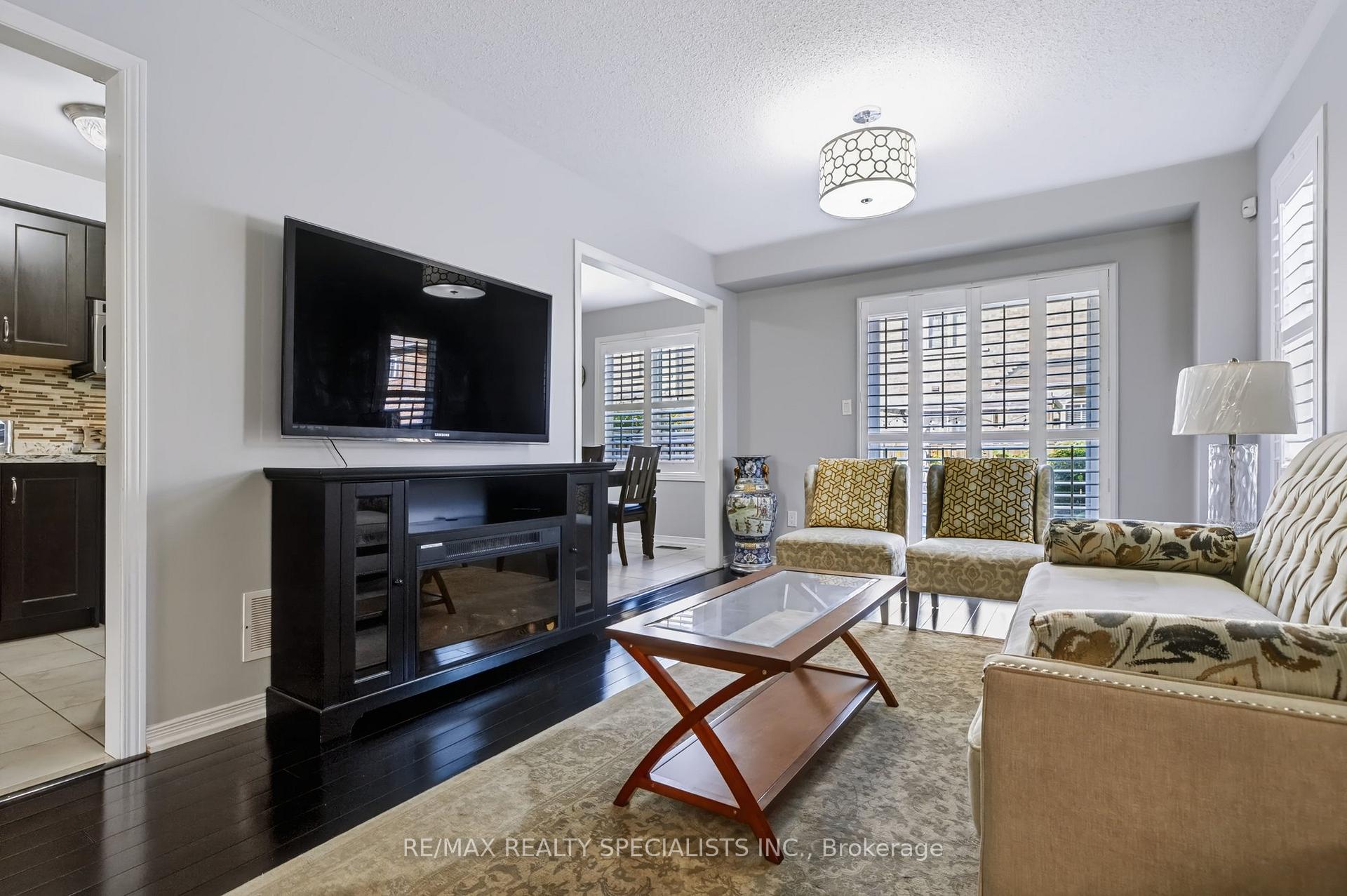 Photo 10 of 1379 Brandon Terrace, Milton, Dempsey — HOMEH