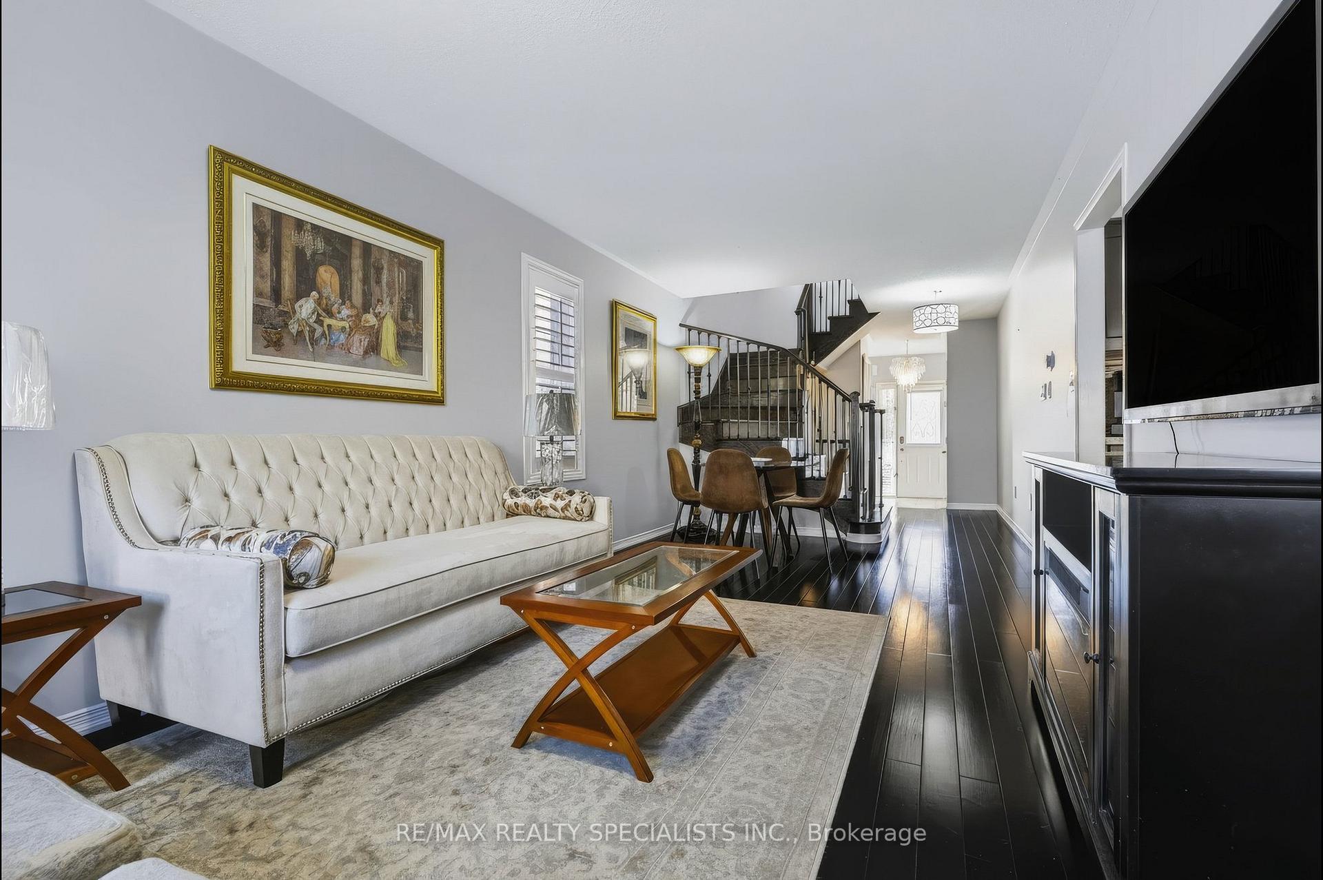 Photo 11 of 1379 Brandon Terrace, Milton, Dempsey — HOMEH