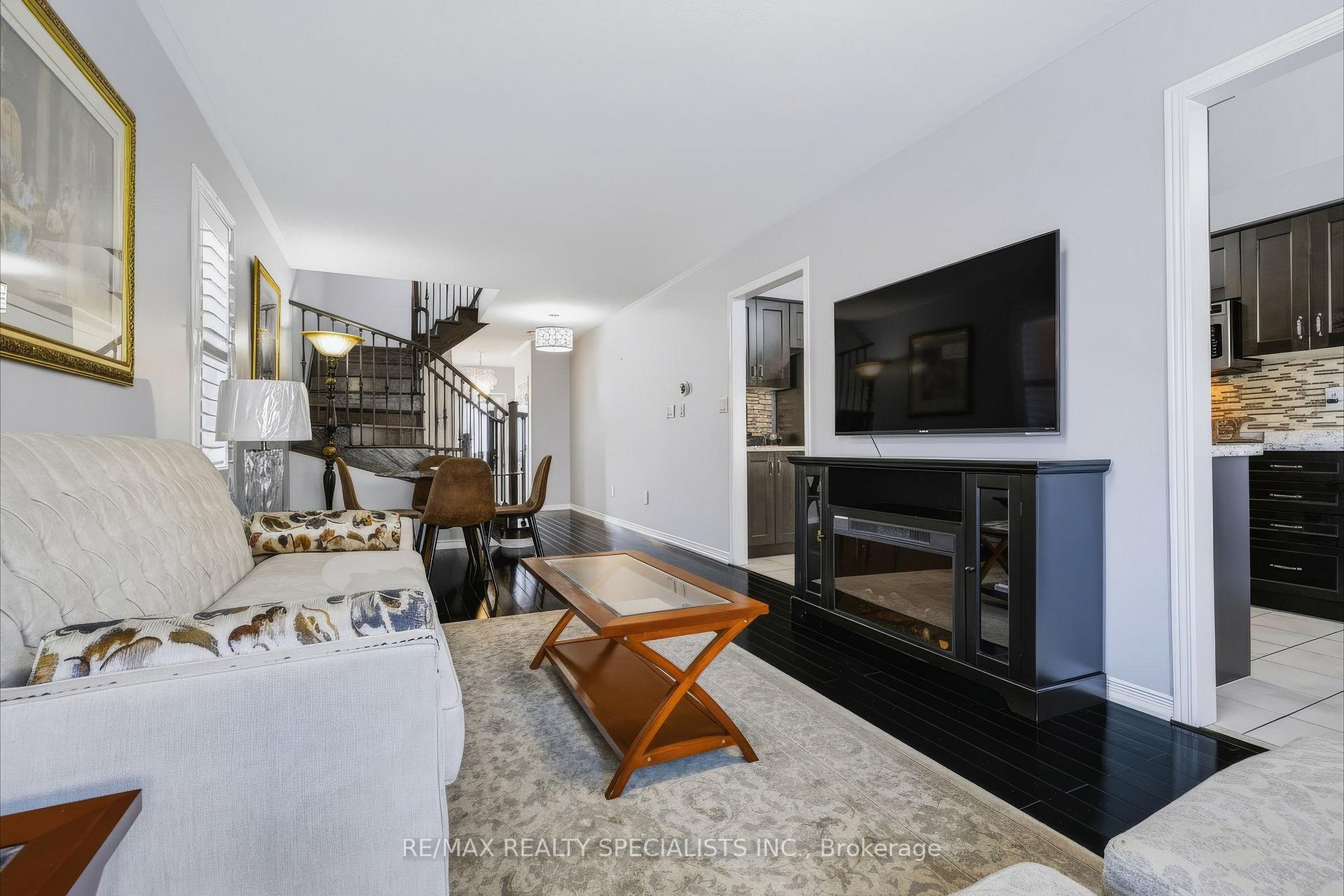 Photo 12 of 1379 Brandon Terrace, Milton, Dempsey — HOMEH