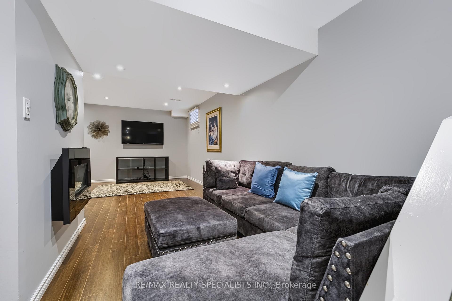 Photo 30 of 1379 Brandon Terrace, Milton, Dempsey — HOMEH