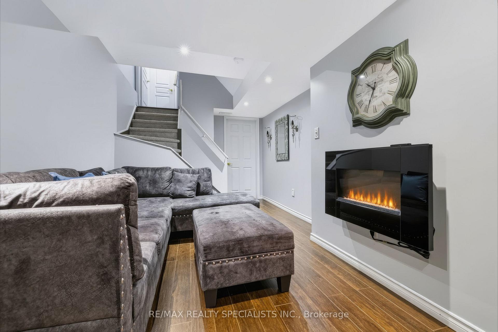 Photo 31 of 1379 Brandon Terrace, Milton, Dempsey — HOMEH