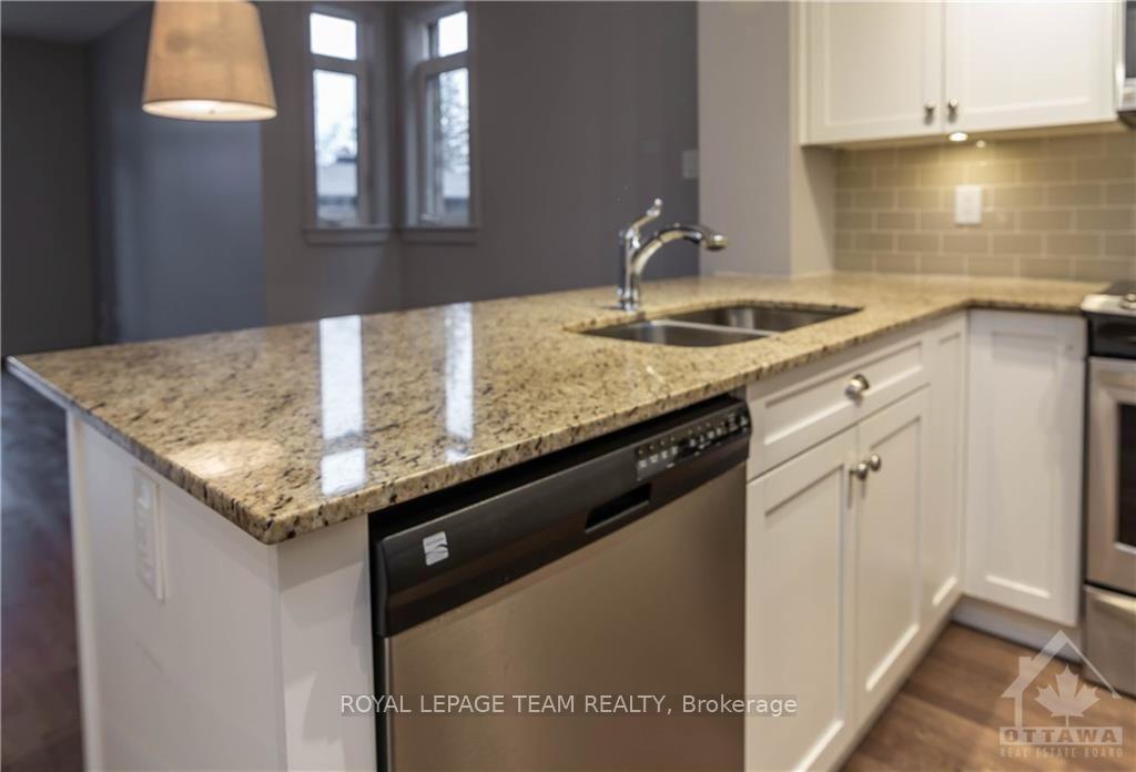 Photo 6 of 38 Bergeron Private, Ottawa, Chapel Hill — HOMEH