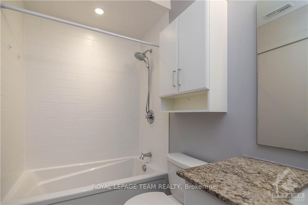 Photo 15 of 38 Bergeron Private, Ottawa, Chapel Hill — HOMEH