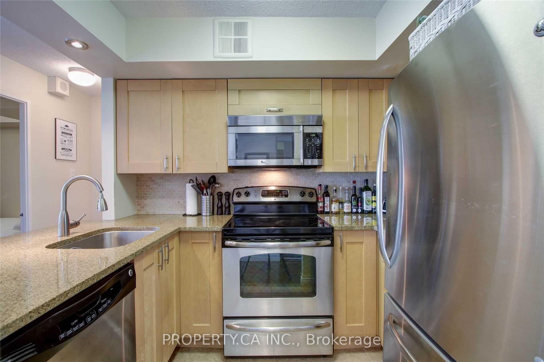 Photo 4 of Unit 606, 92 King Street E, Toronto, Church-Yonge Corridor — HOMEH