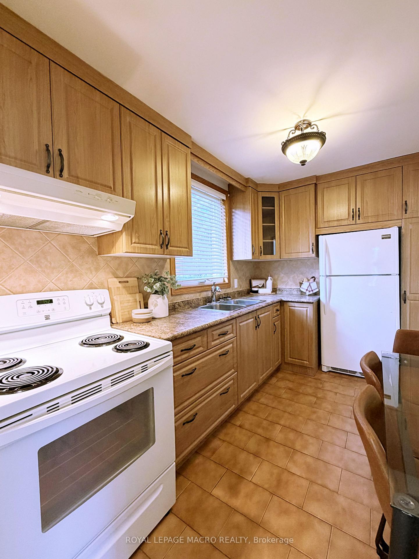 Photo 8 of 184 East 35th Street, Hamilton, Raleigh — HOMEH