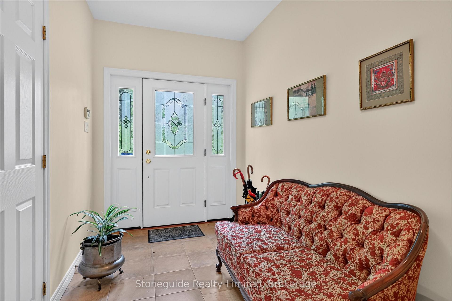 Photo 6 of 761 Cedarhurst Drive, Selwyn — HOMEH