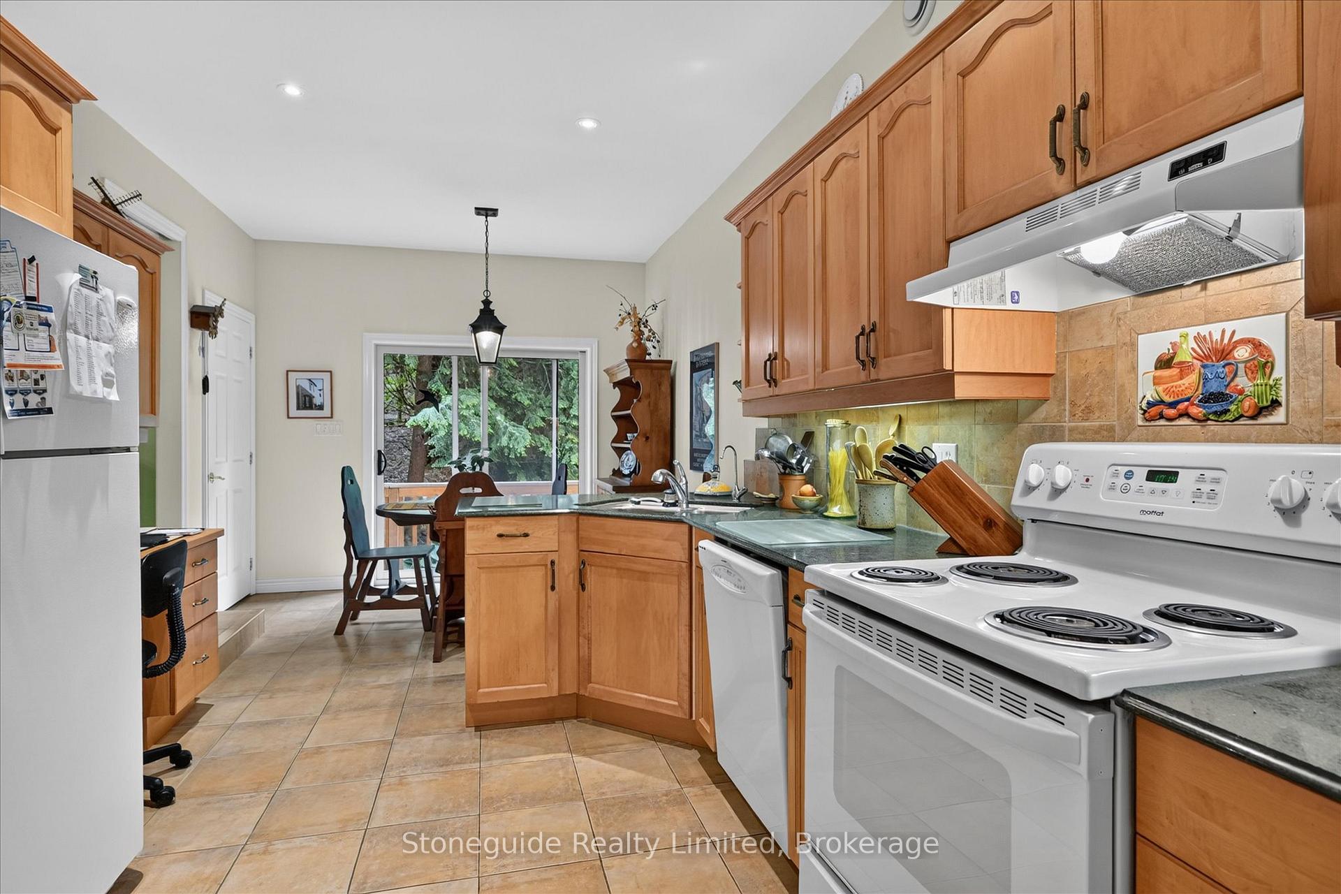 Photo 7 of 761 Cedarhurst Drive, Selwyn — HOMEH