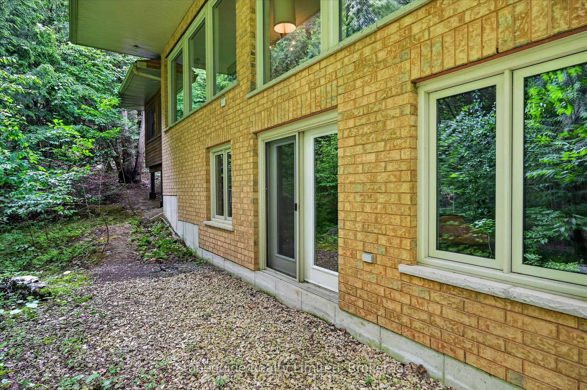Photo 47 of 761 Cedarhurst Drive, Selwyn — HOMEH